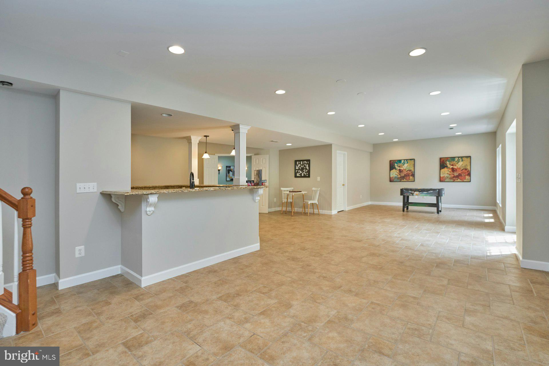 LANSDOWNE ON THE POTOMAC - Residential