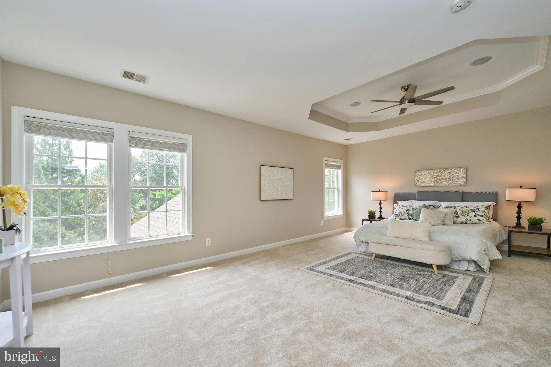 LANSDOWNE ON THE POTOMAC - Residential