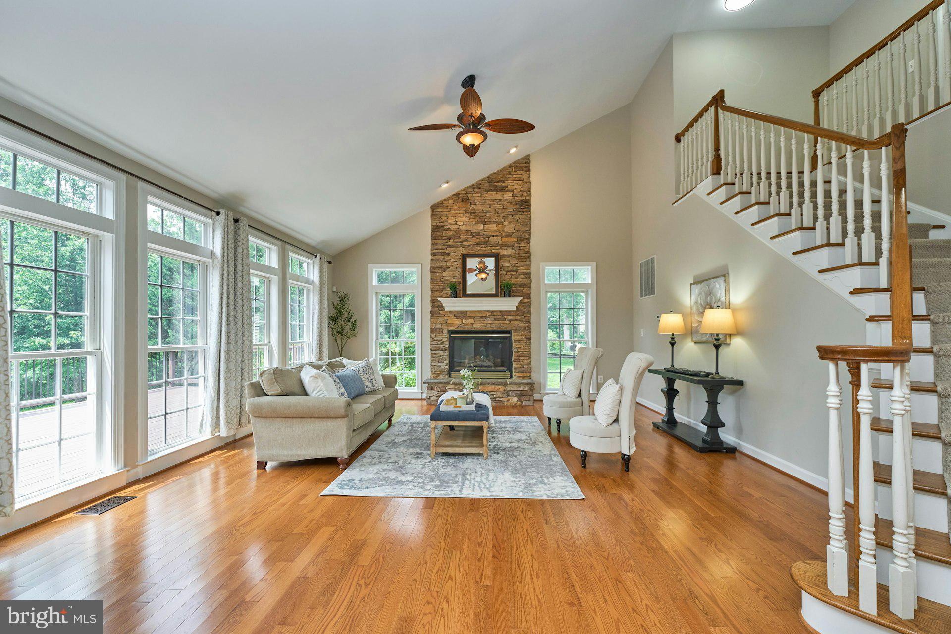 LANSDOWNE ON THE POTOMAC - Residential