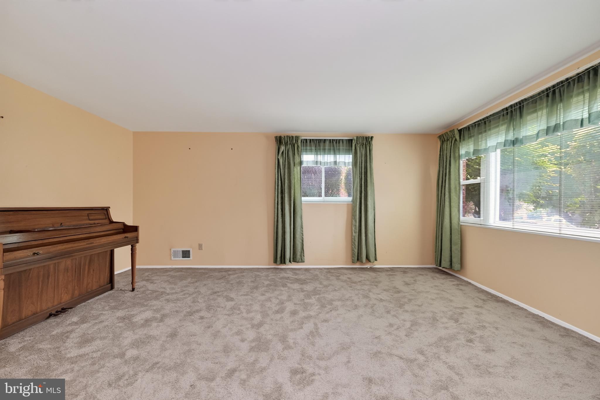 4107 TULARE DRIVE