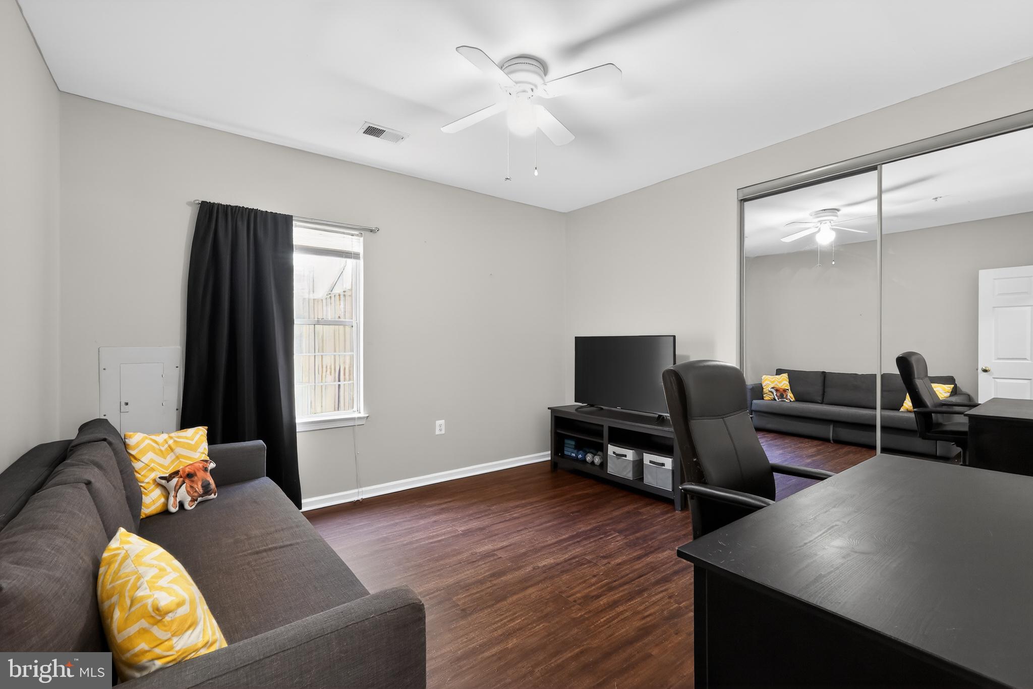 SYCAMORE MEWS - Residential