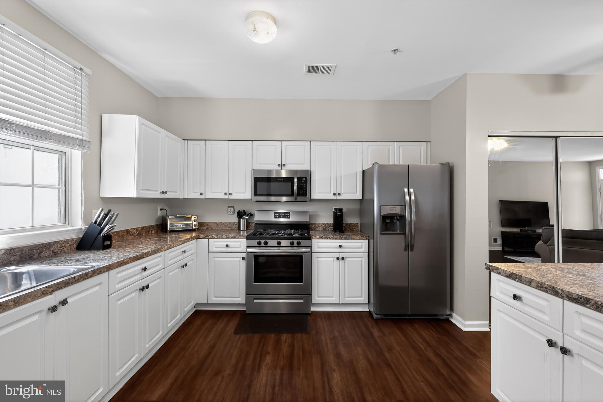 SYCAMORE MEWS - Residential