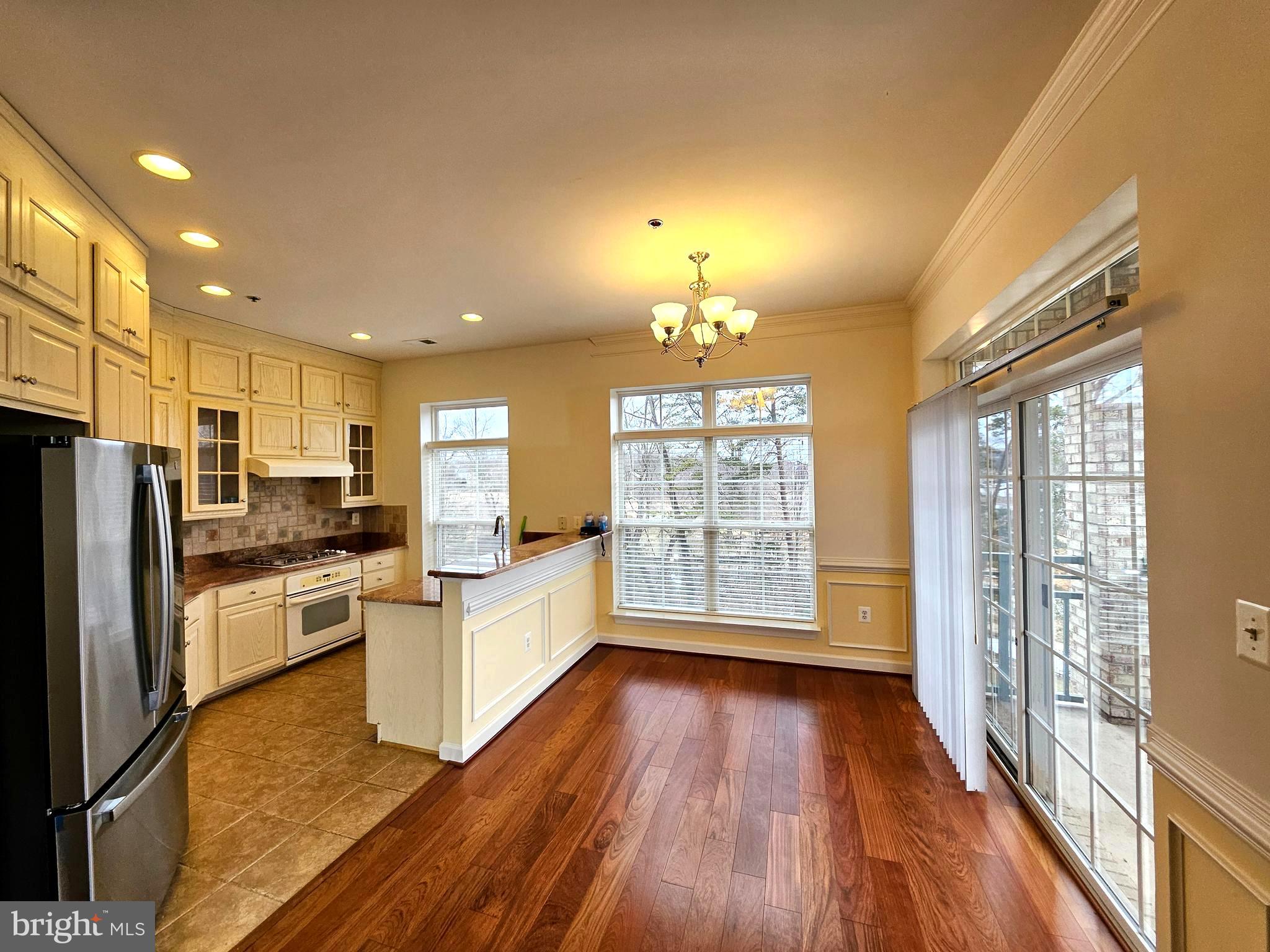 BELMONT BAY - Residential