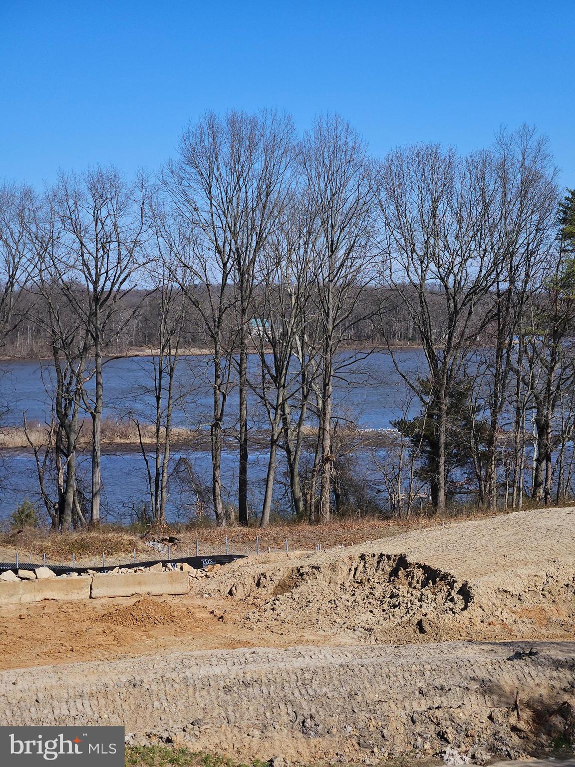 BELMONT BAY - Residential