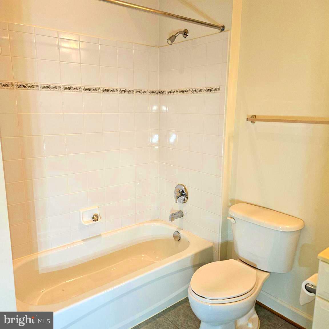 BELMONT BAY - Residential