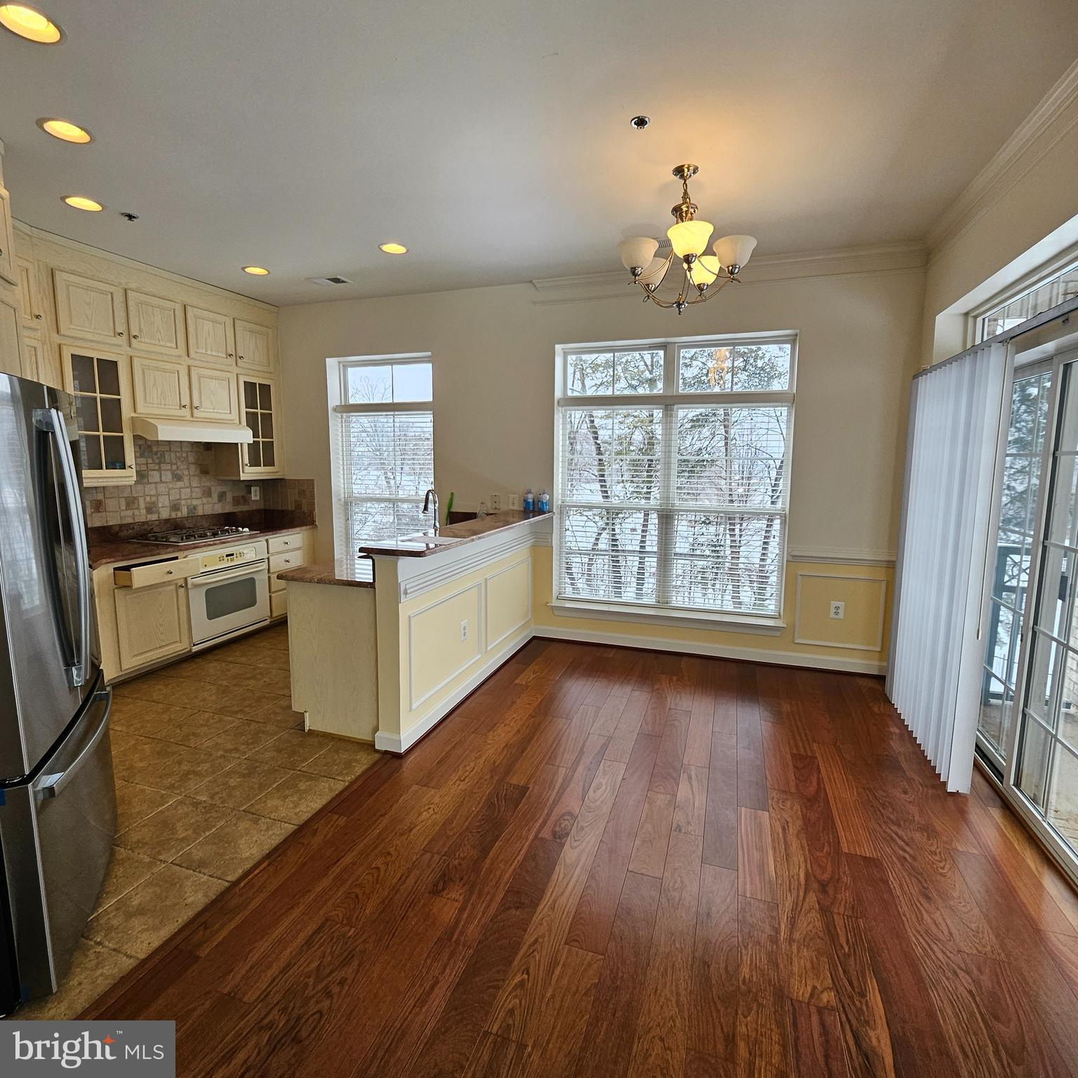 BELMONT BAY - Residential