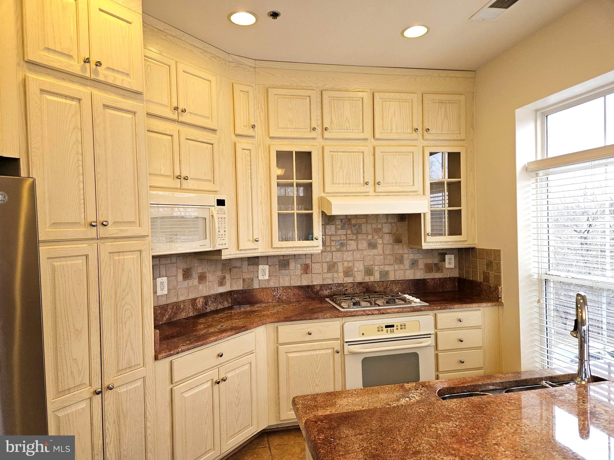 BELMONT BAY - Residential