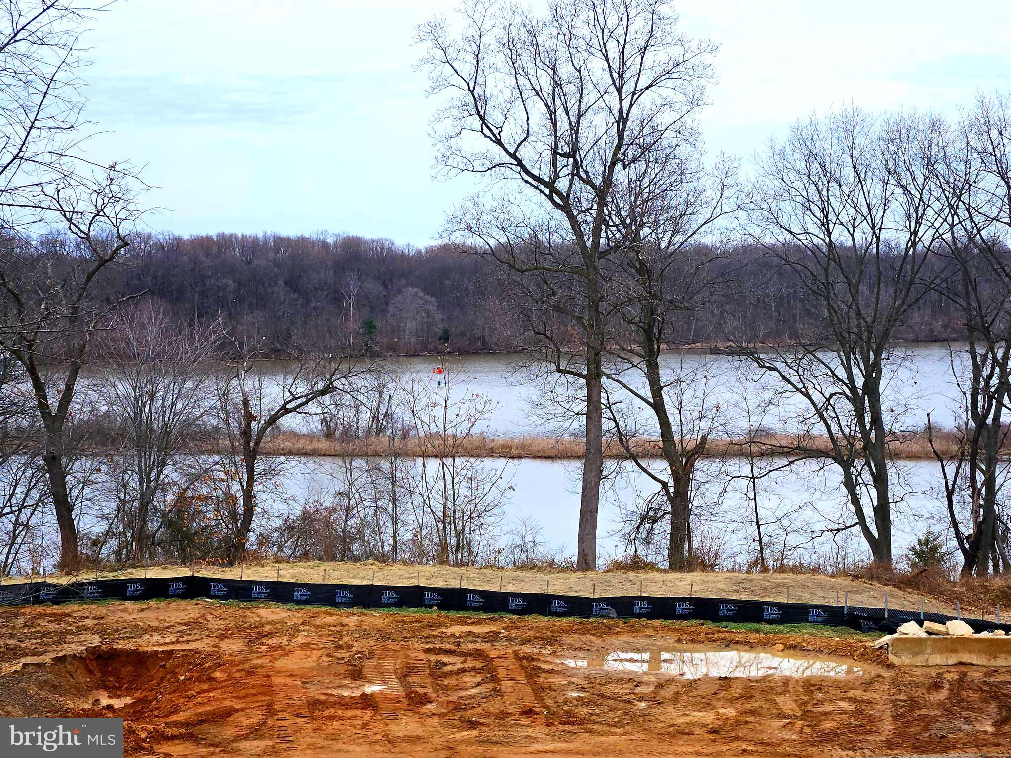 BELMONT BAY - Residential