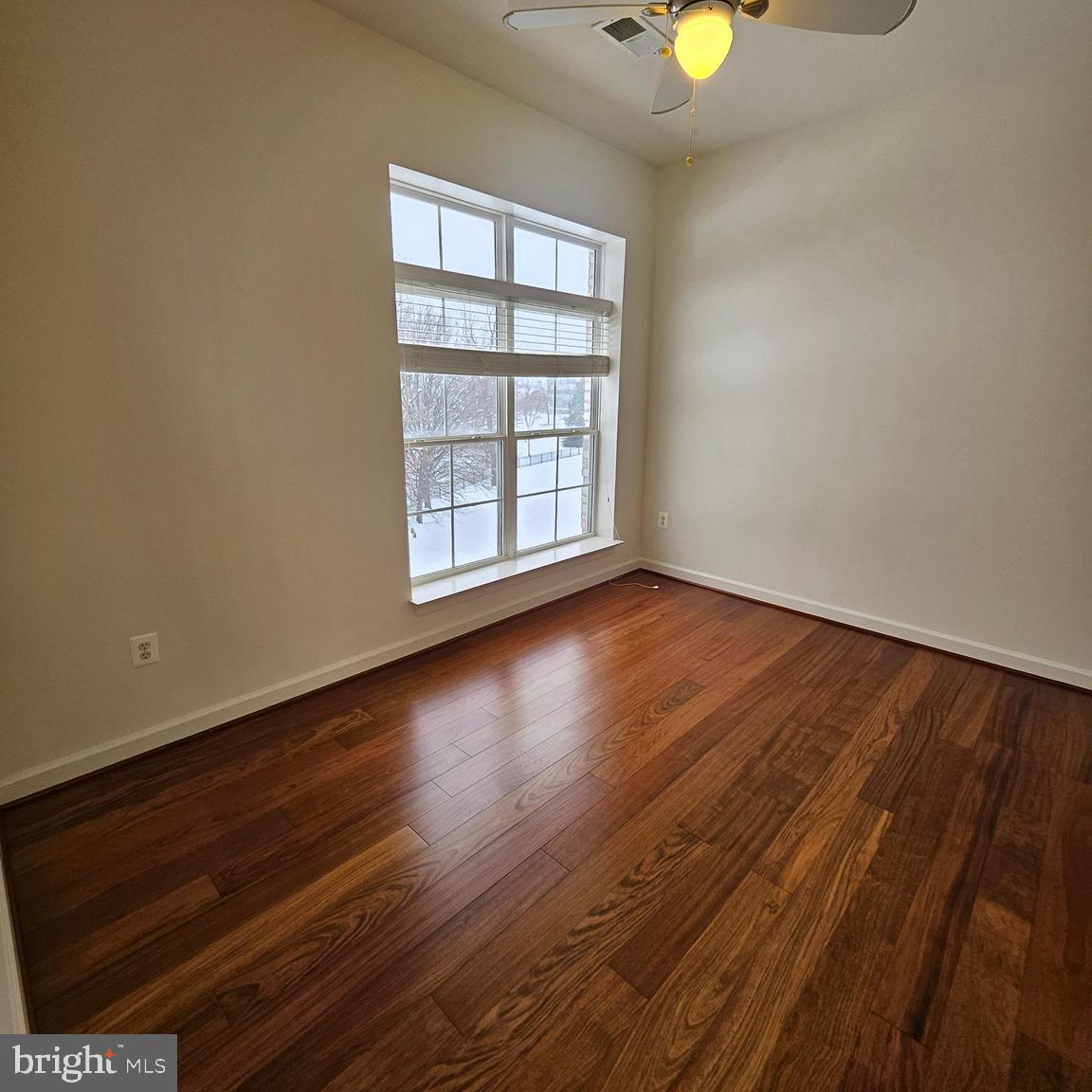 BELMONT BAY - Residential