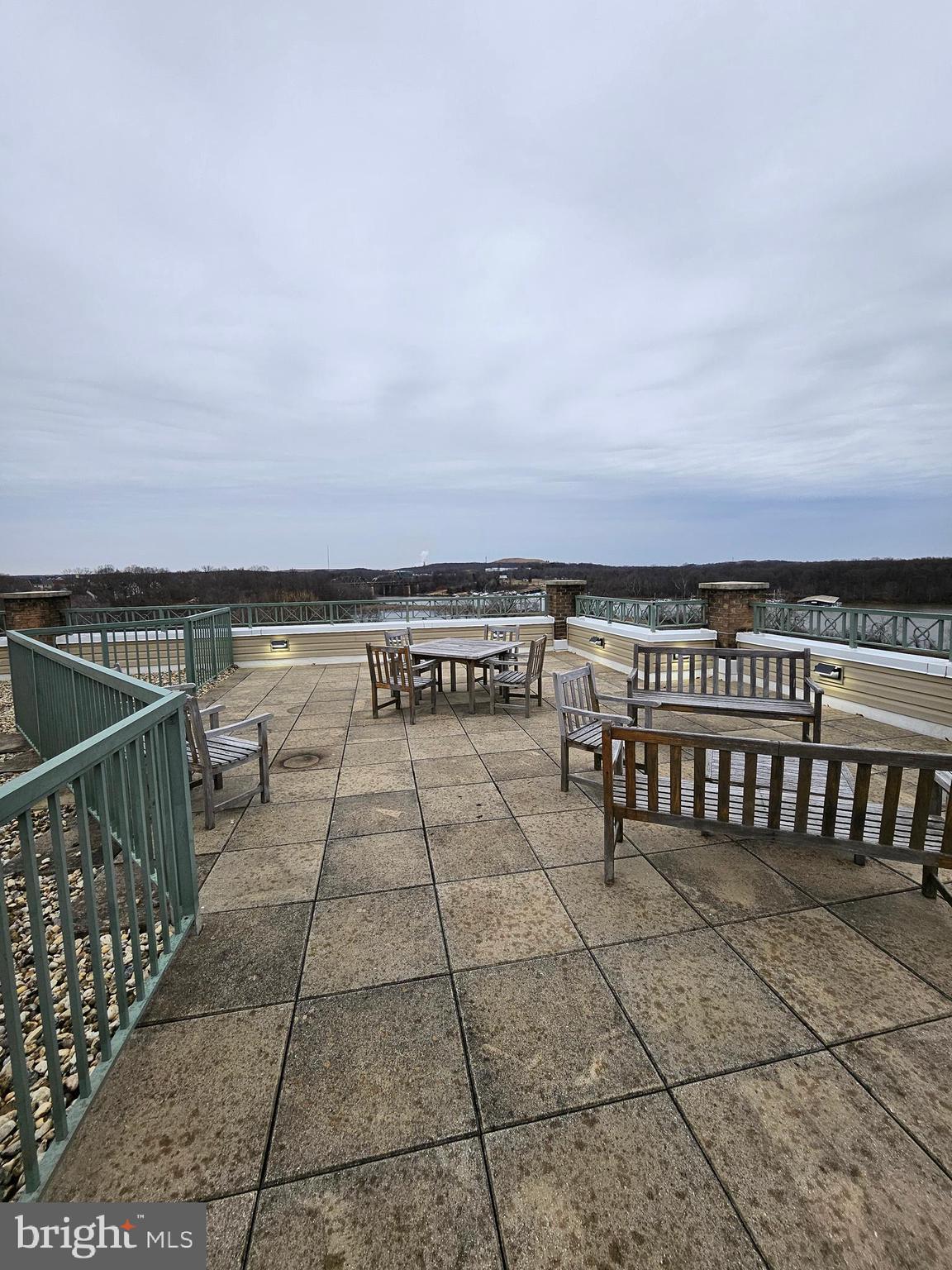 BELMONT BAY - Residential