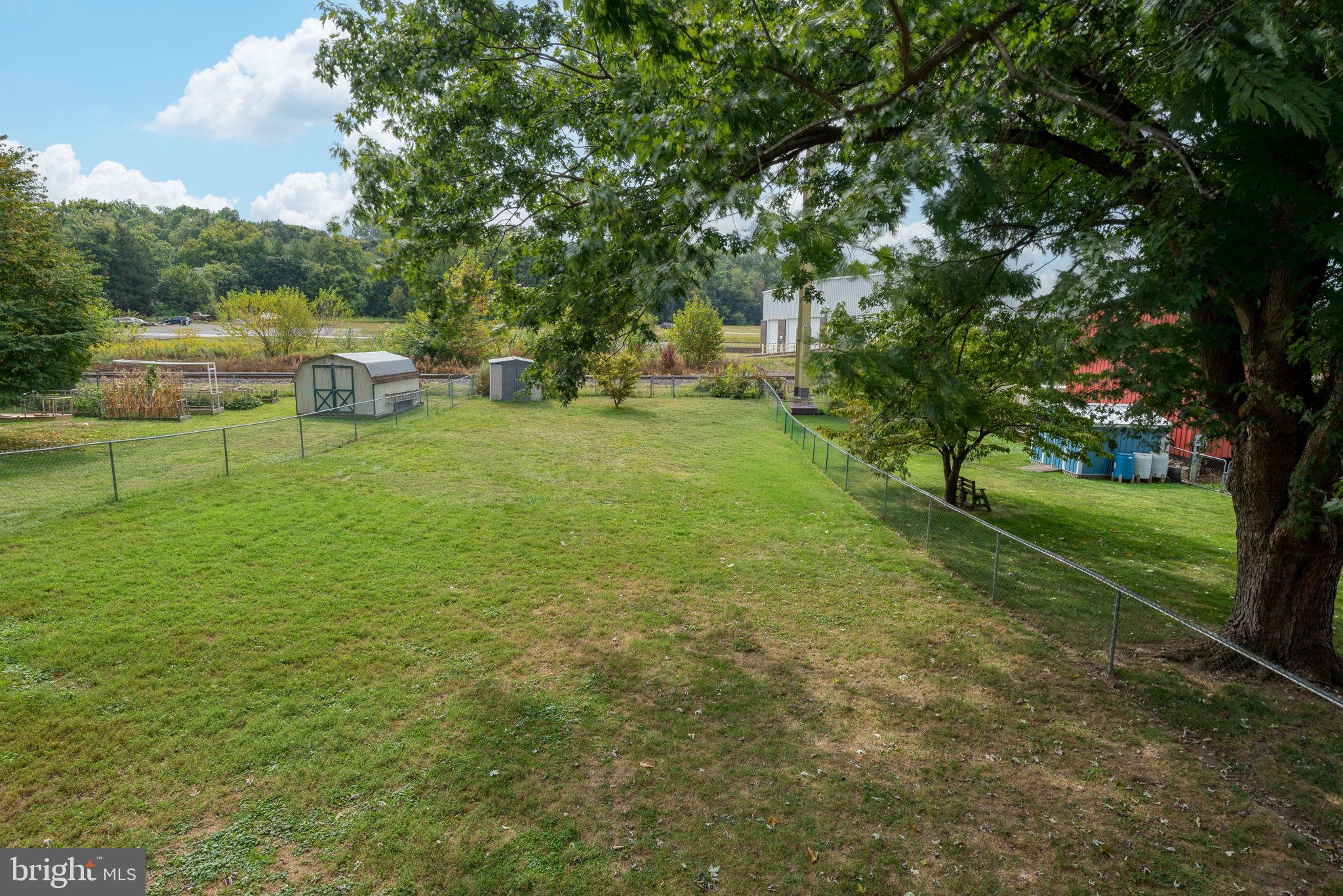 MOUNTVILLE BOROUGH - Residential