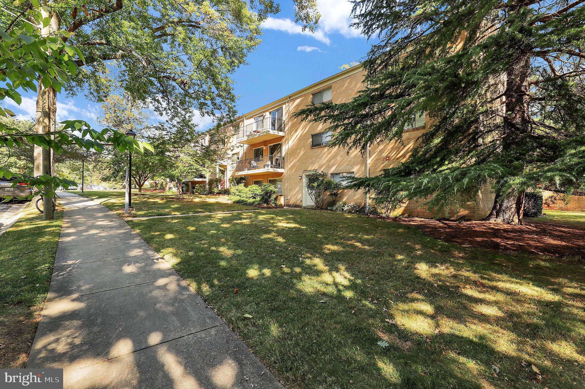 PARKSIDE CONDOMINIUMS - Residential