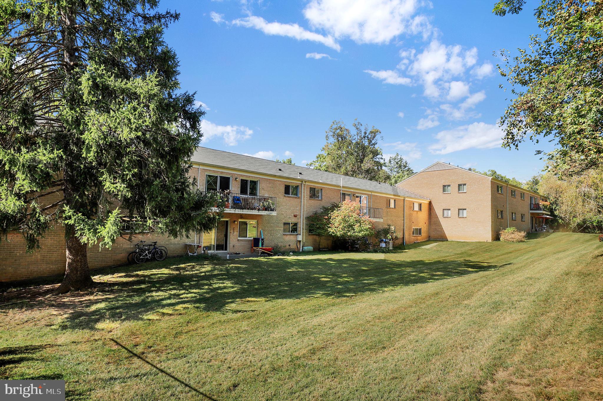 PARKSIDE CONDOMINIUMS - Residential