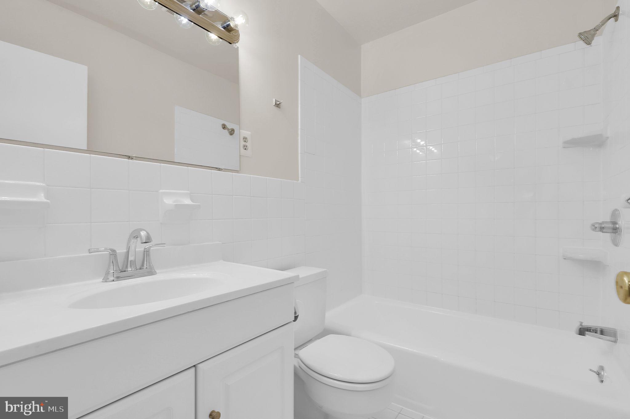 PARKSIDE CONDOMINIUMS - Residential