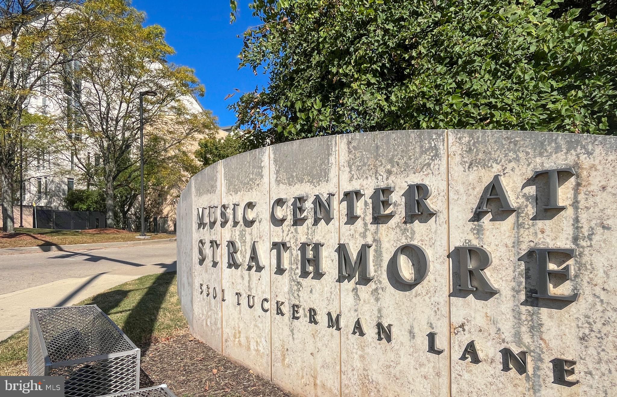 PARKSIDE CONDOMINIUMS - Residential