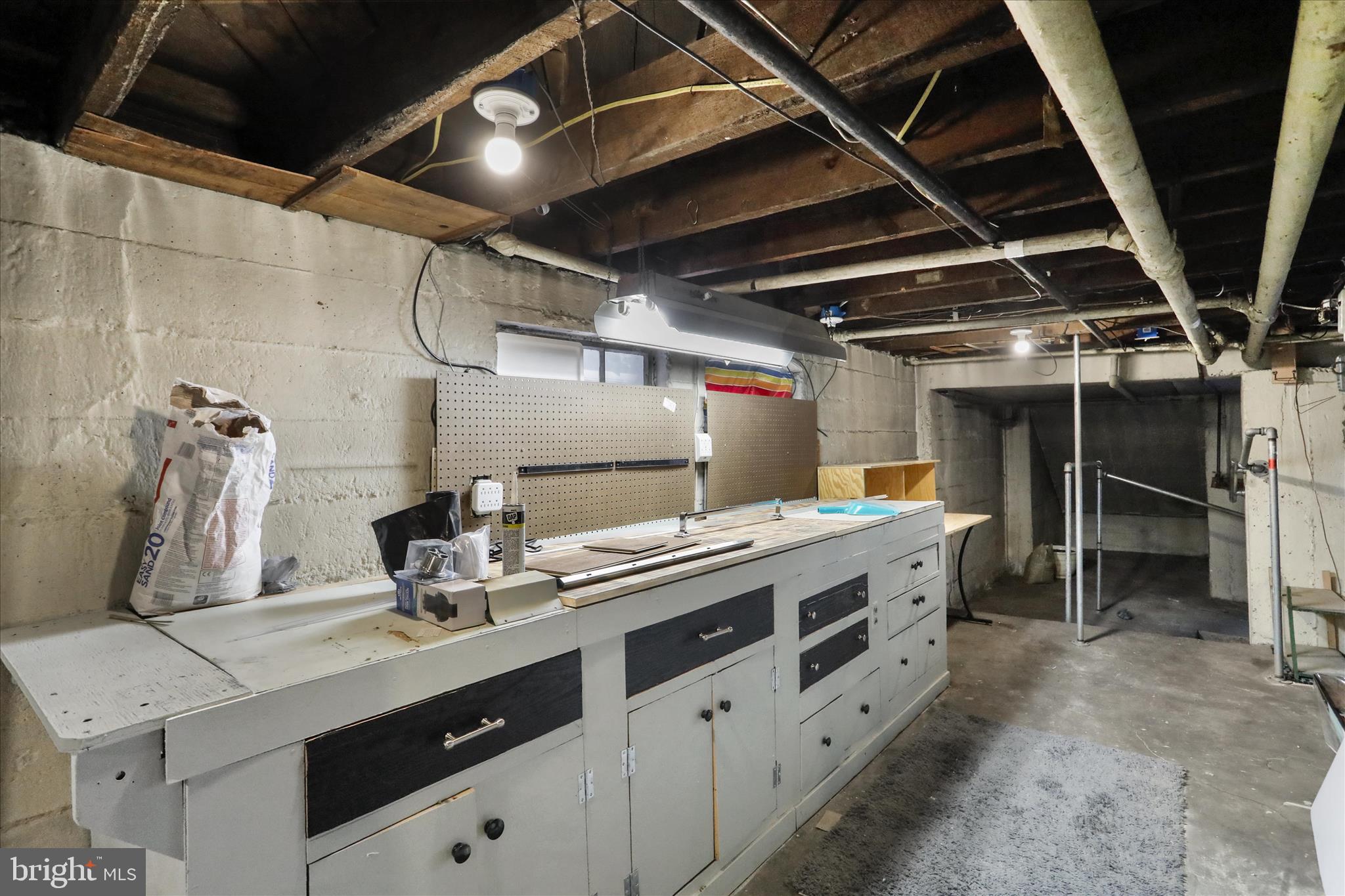 NORTH END - Residential