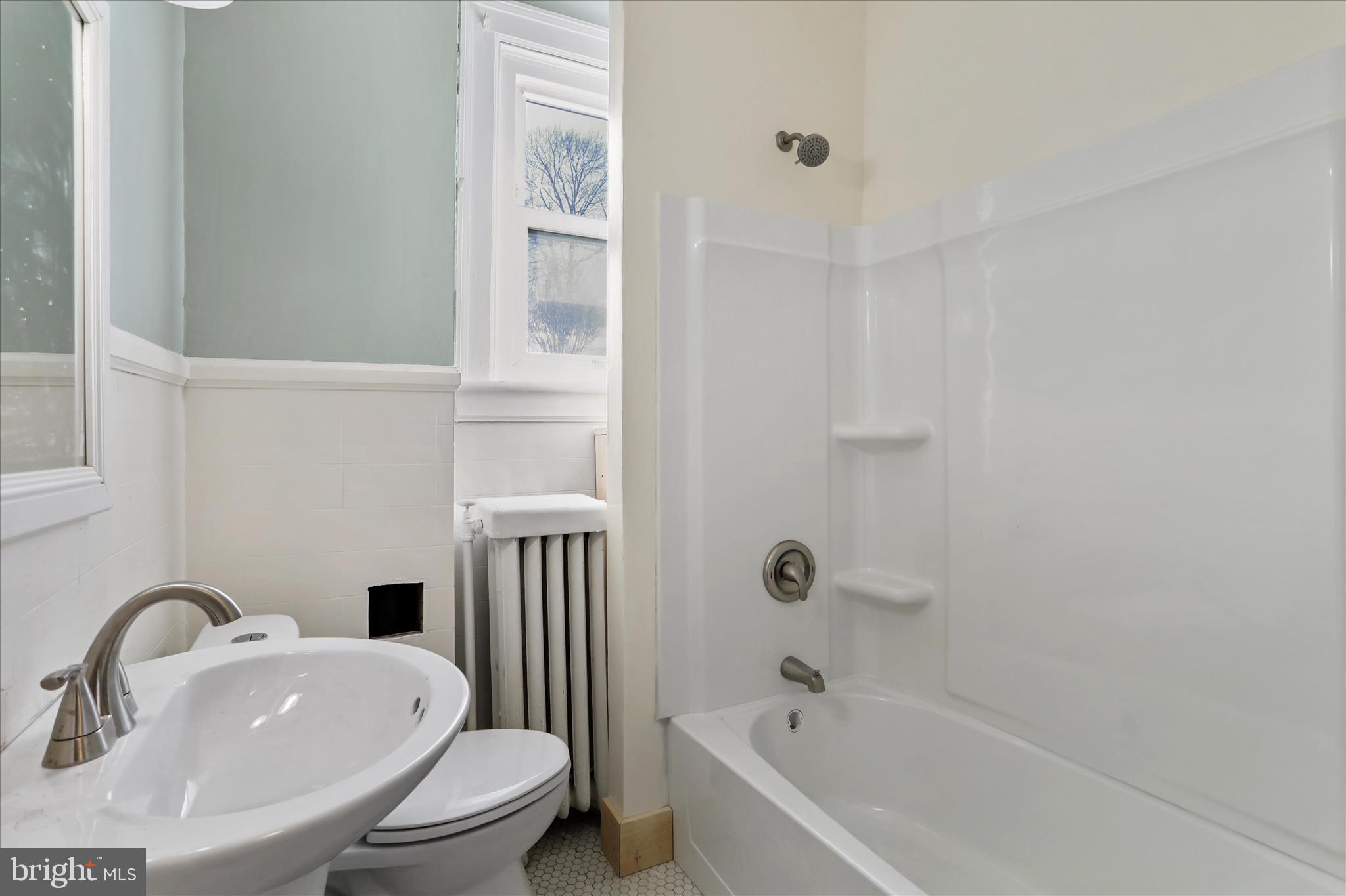 NORTH END - Residential