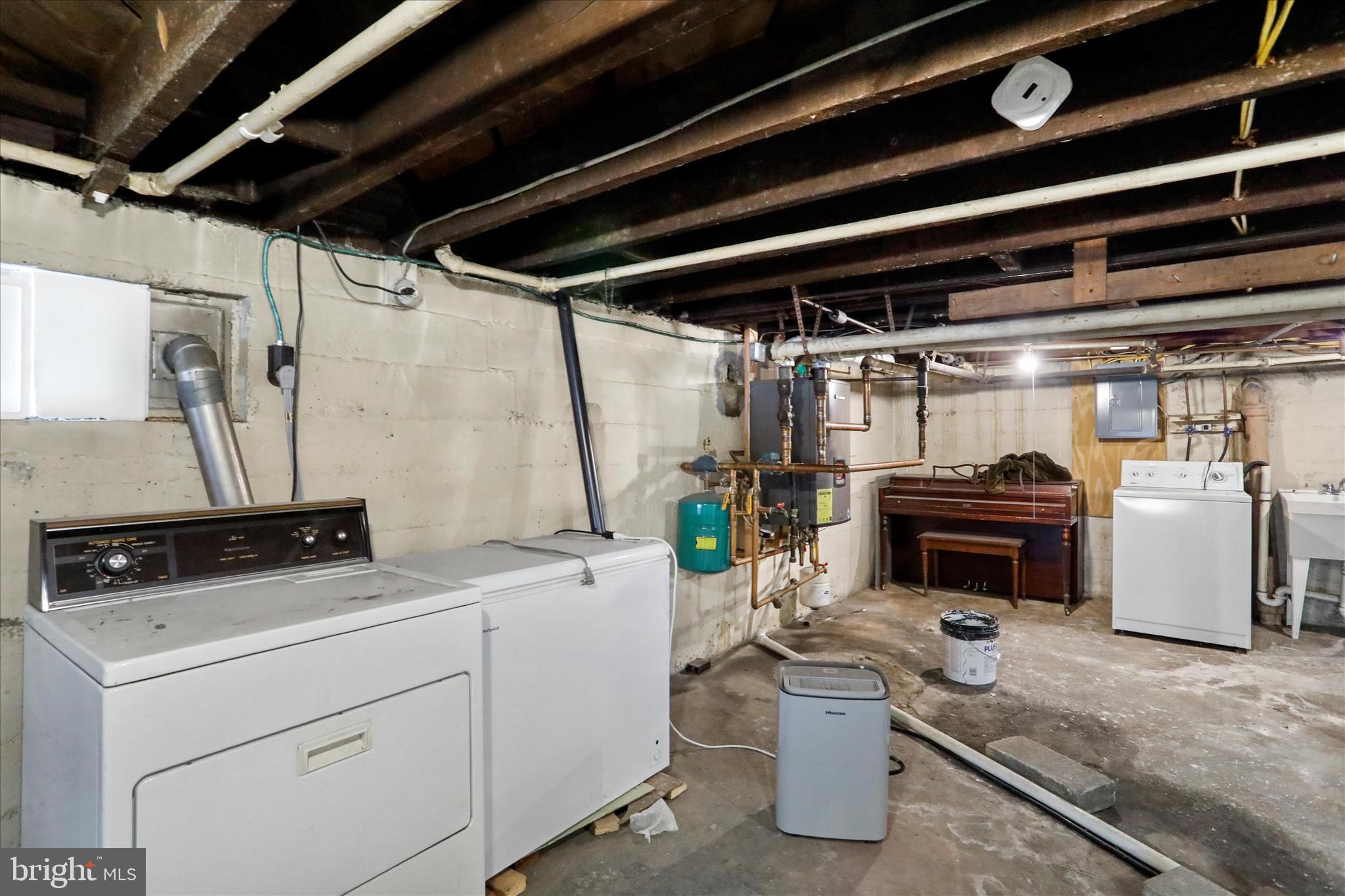 NORTH END - Residential