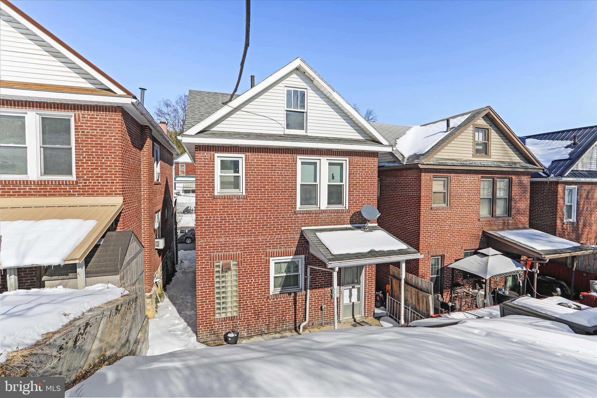 NORTH END - Residential