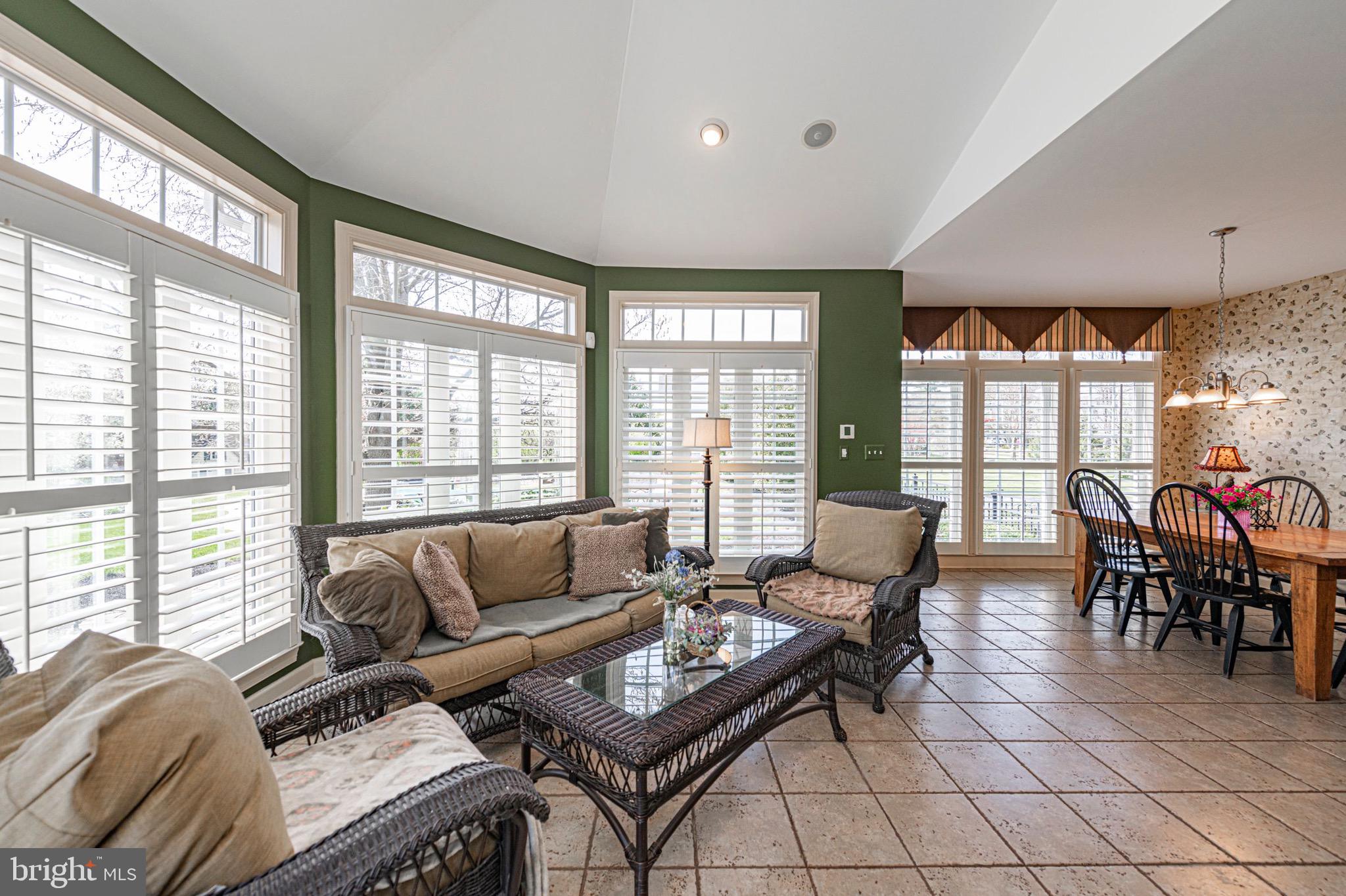 HIDDEN GLEN - Residential