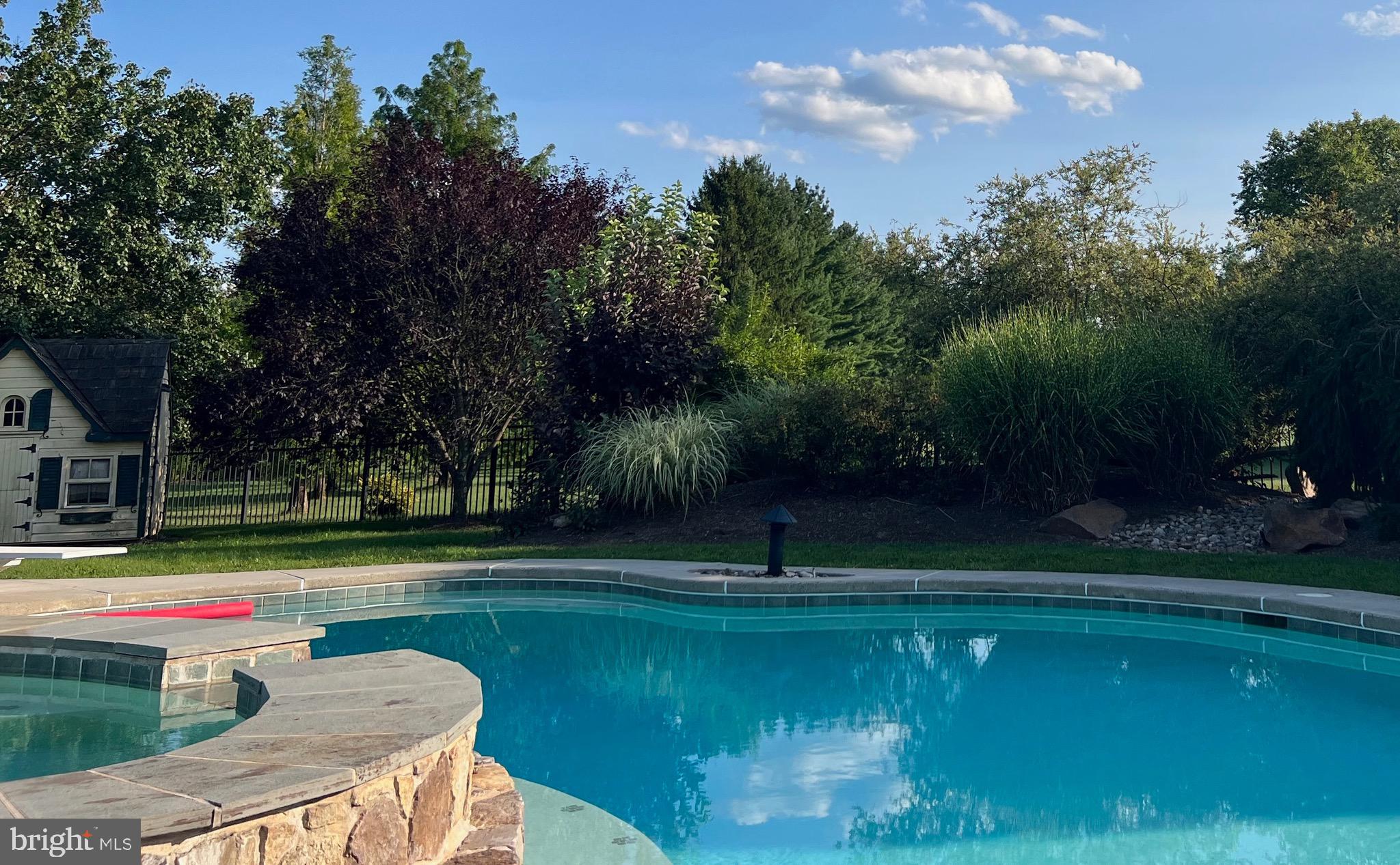 HIDDEN GLEN - Residential