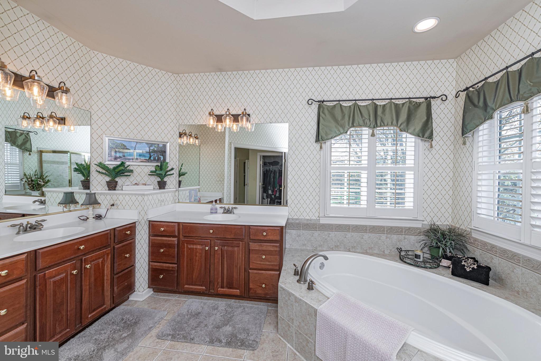 HIDDEN GLEN - Residential