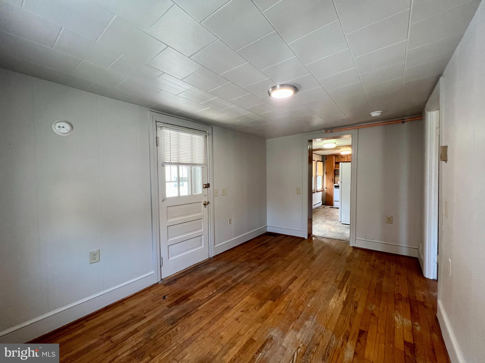 CHARLES TOWN - Residential Lease