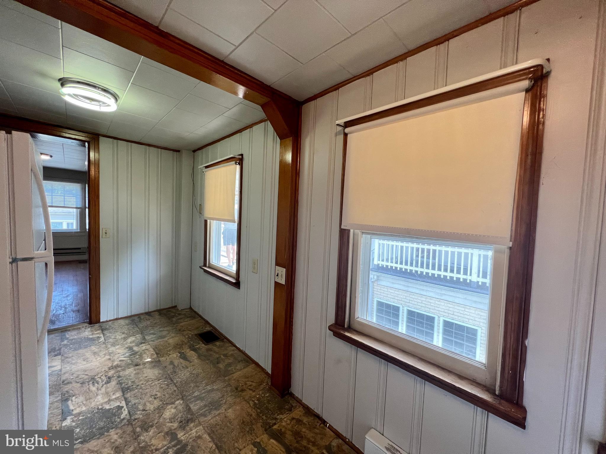 CHARLES TOWN - Residential Lease