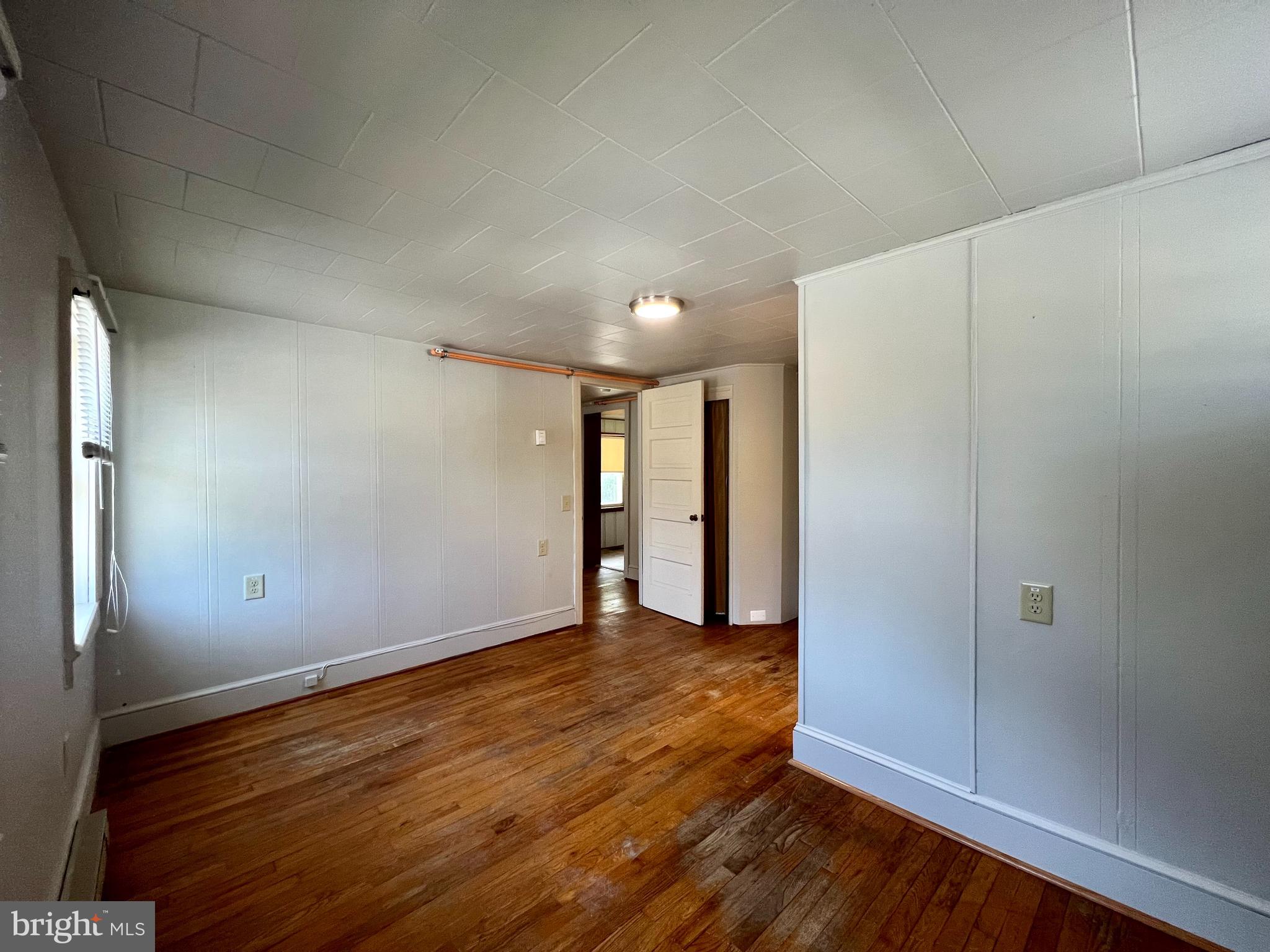 CHARLES TOWN - Residential Lease