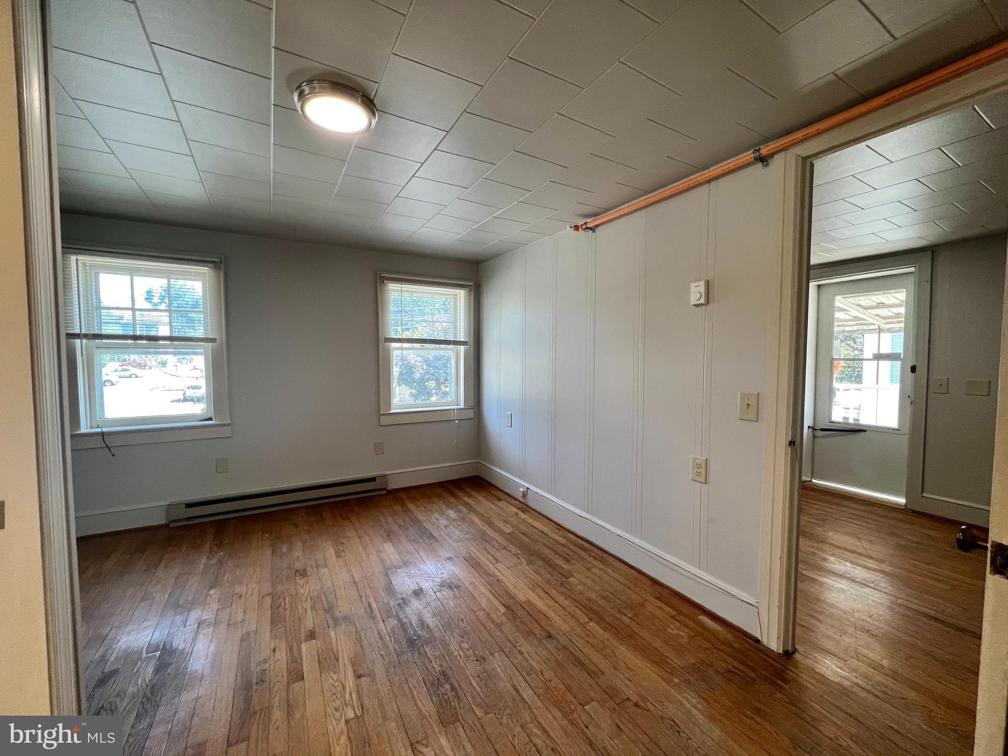 CHARLES TOWN - Residential Lease