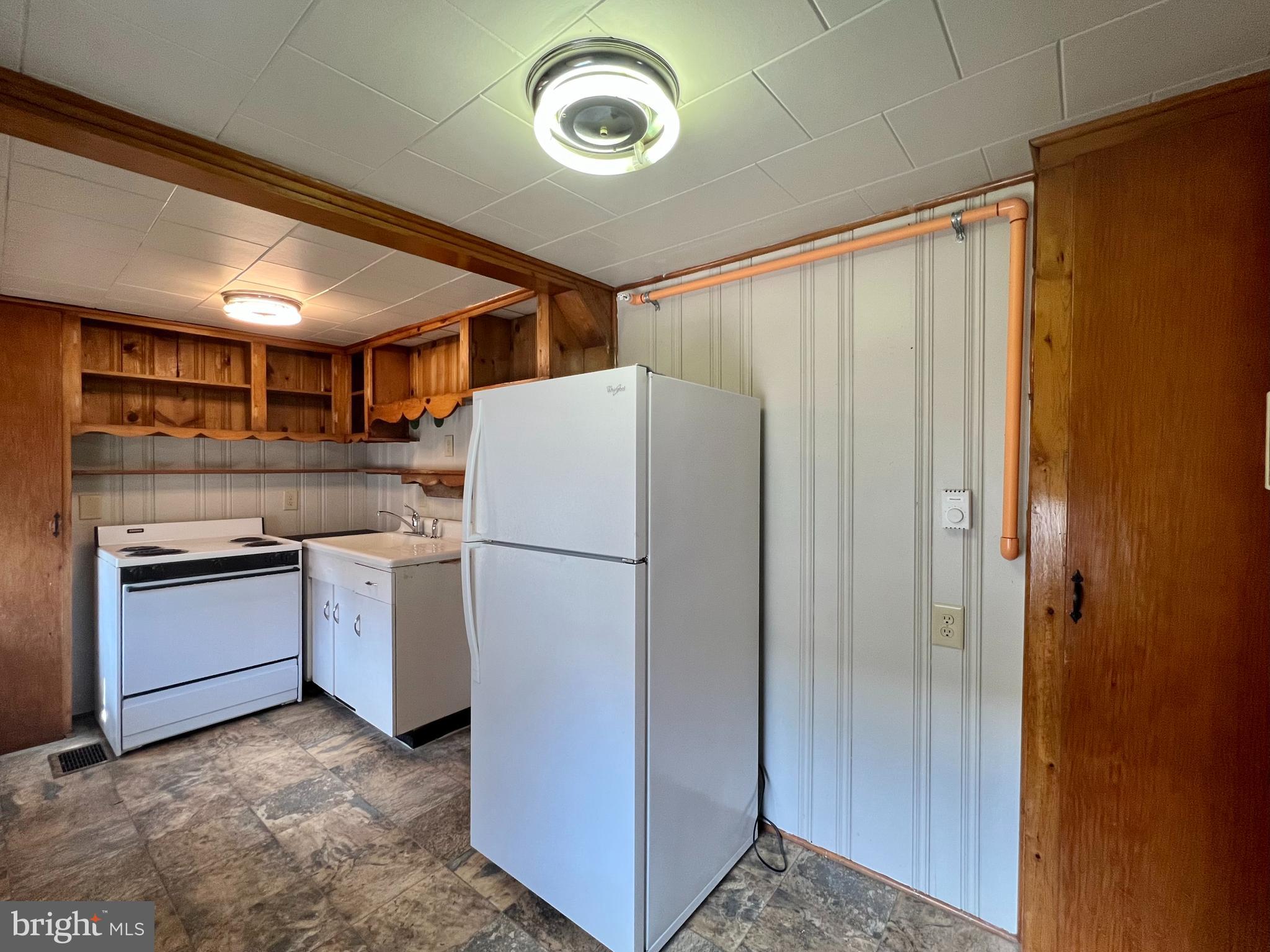 CHARLES TOWN - Residential Lease