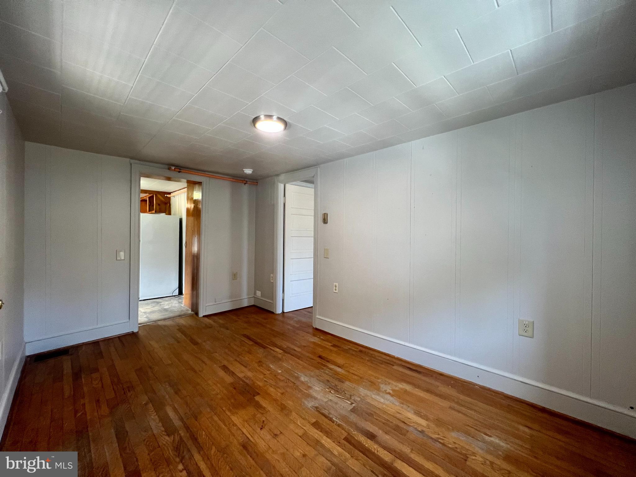 CHARLES TOWN - Residential Lease