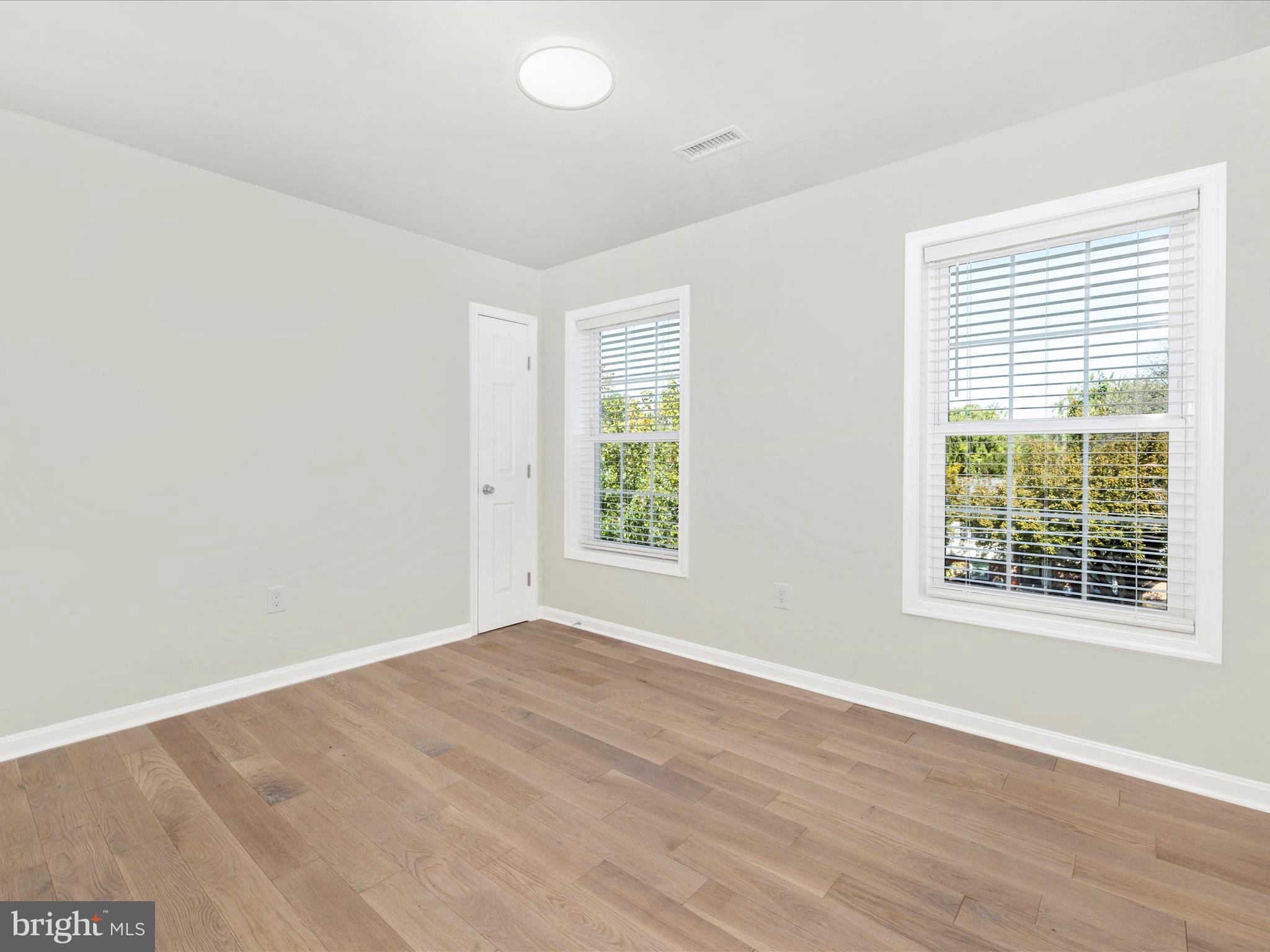 BRUNSWICK - Residential