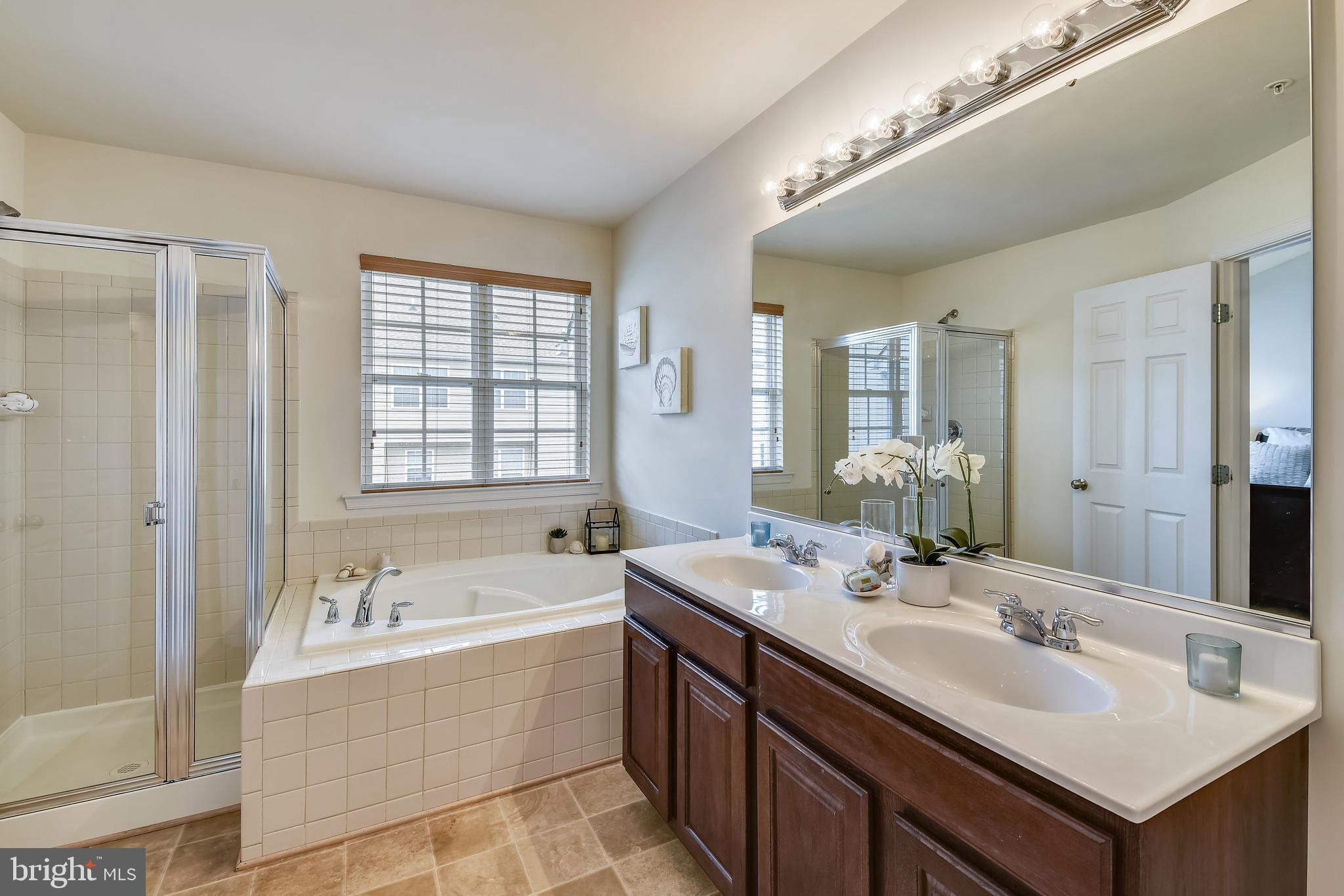 SAN FRANCISCO BY THE BAY - Residential