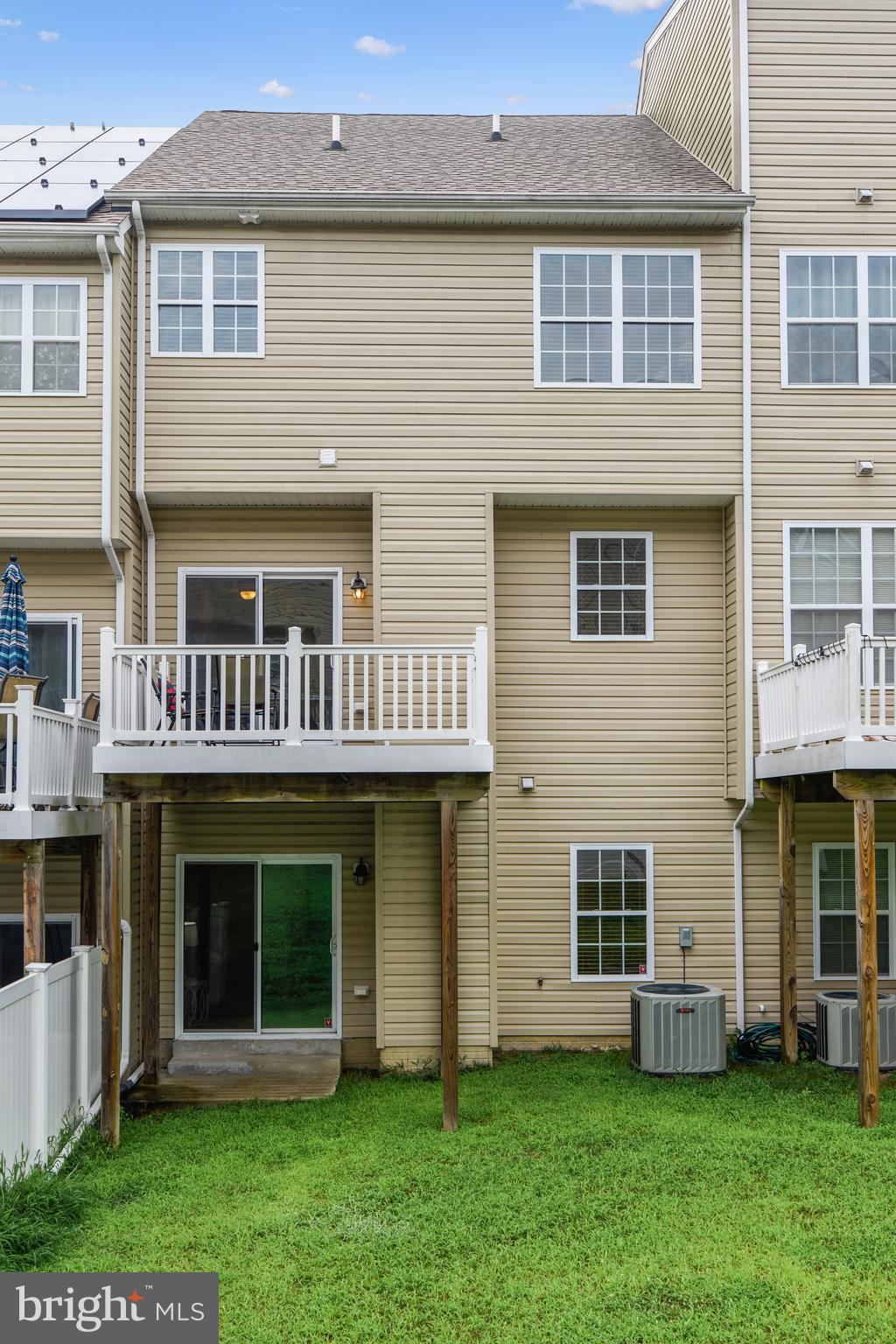 SAN FRANCISCO BY THE BAY - Residential