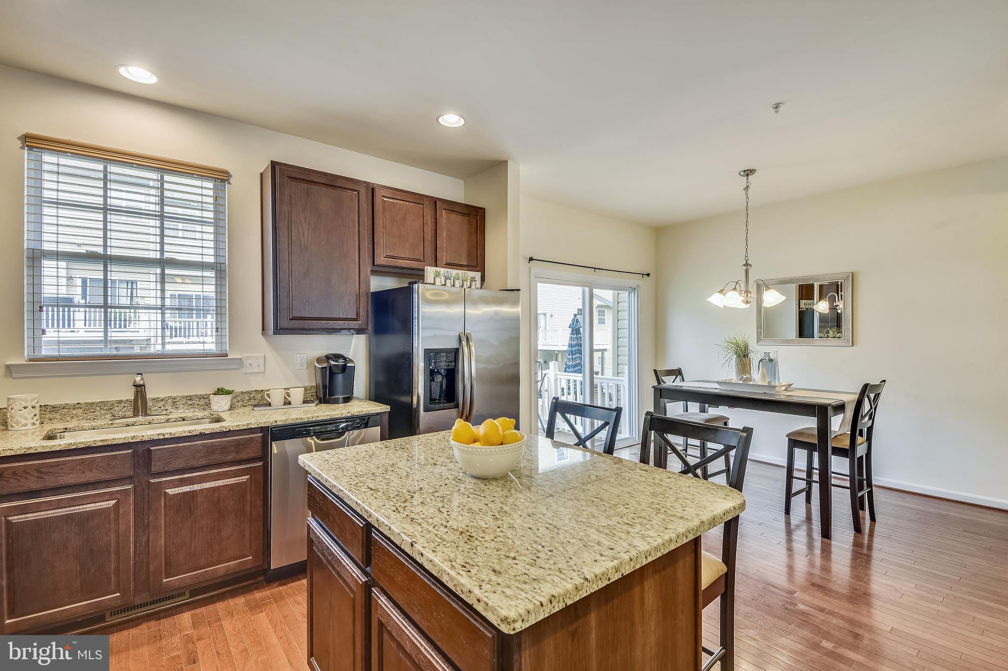 SAN FRANCISCO BY THE BAY - Residential