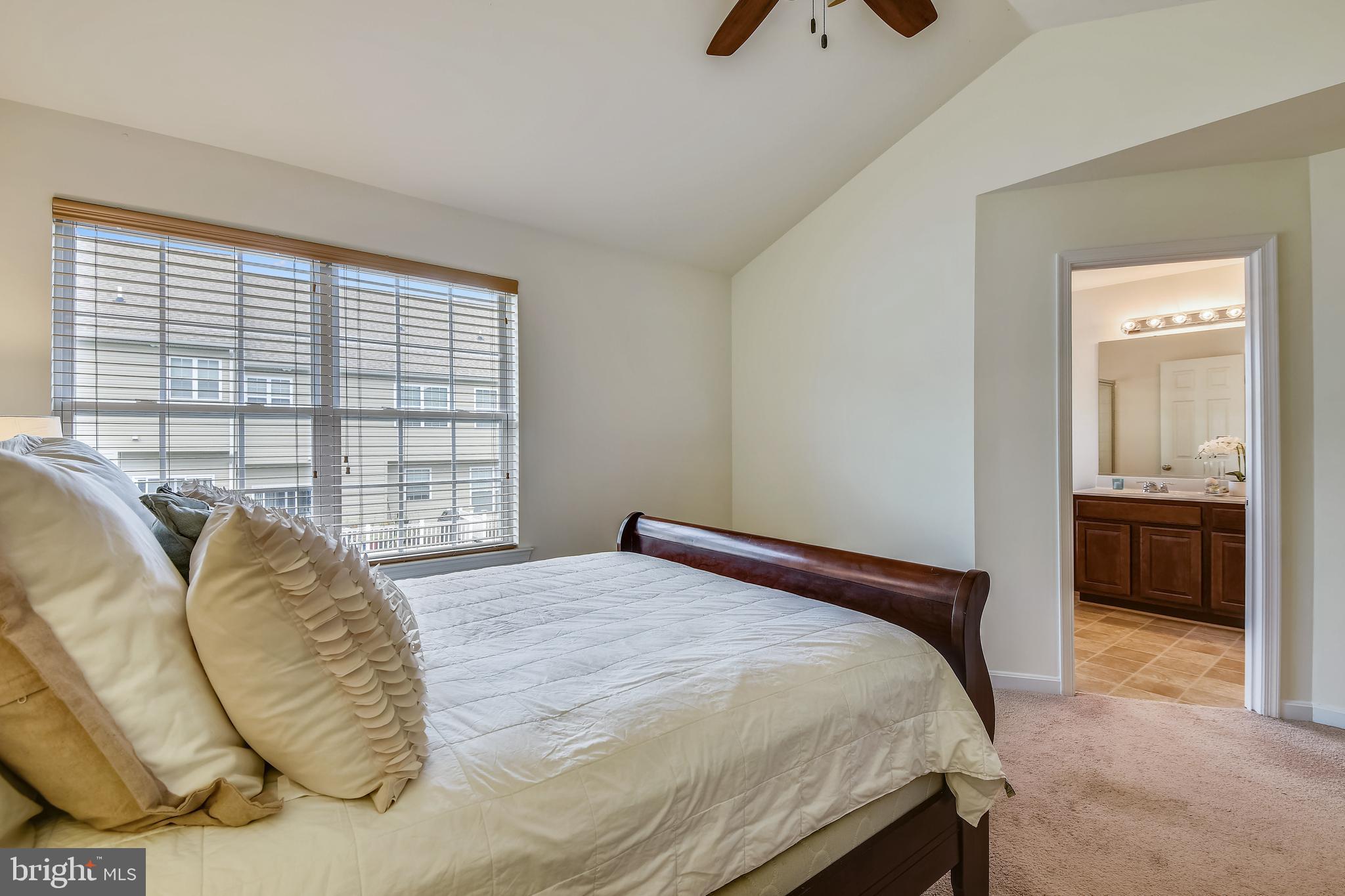 SAN FRANCISCO BY THE BAY - Residential