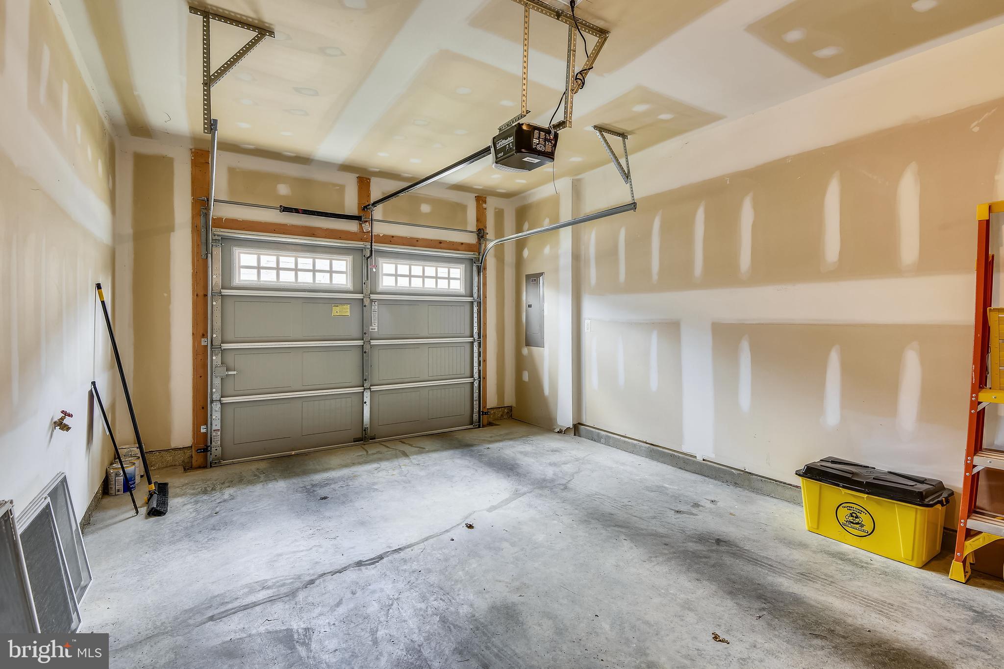 SAN FRANCISCO BY THE BAY - Residential