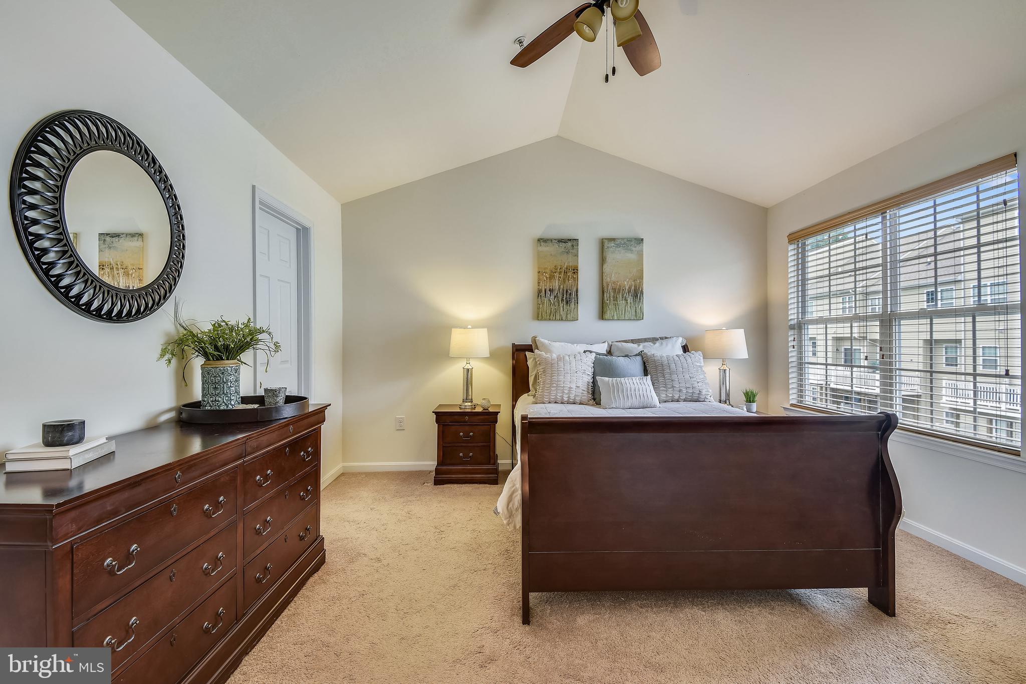 SAN FRANCISCO BY THE BAY - Residential