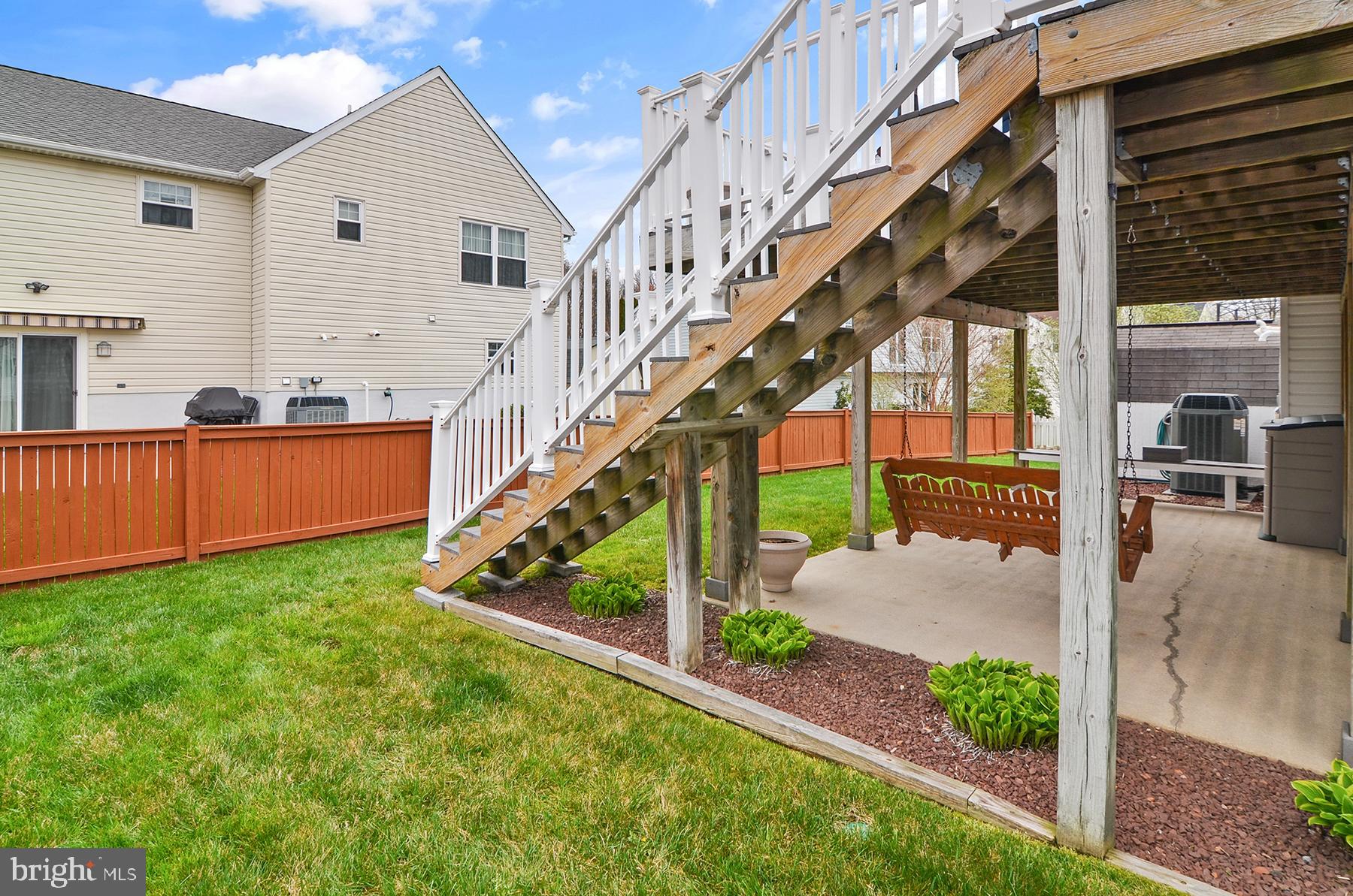 SENECA HARBOR - Residential