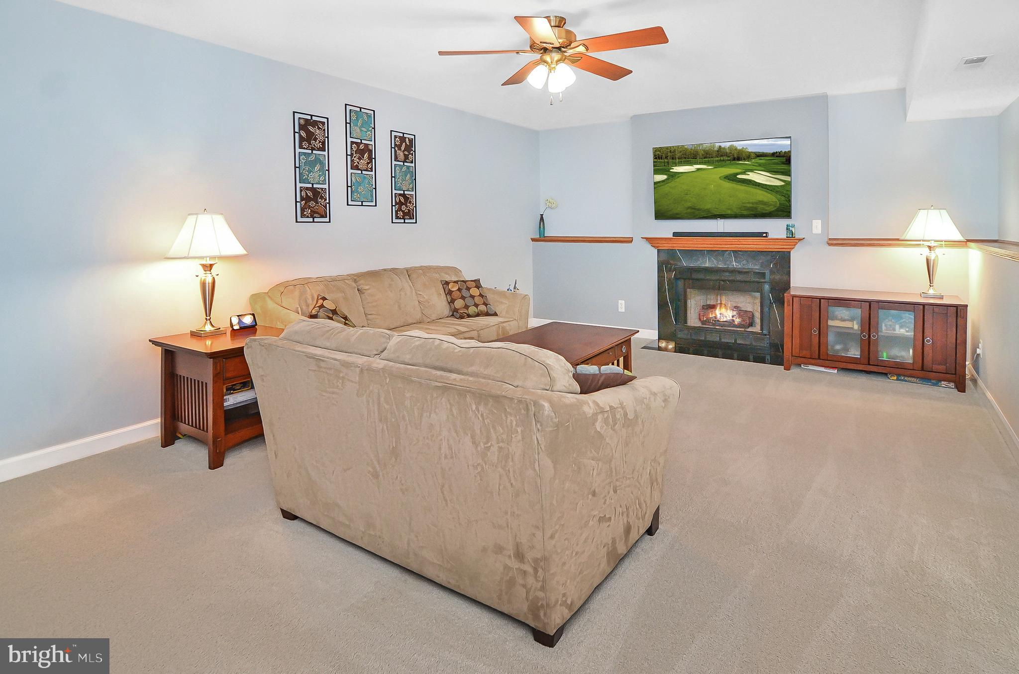 SENECA HARBOR - Residential