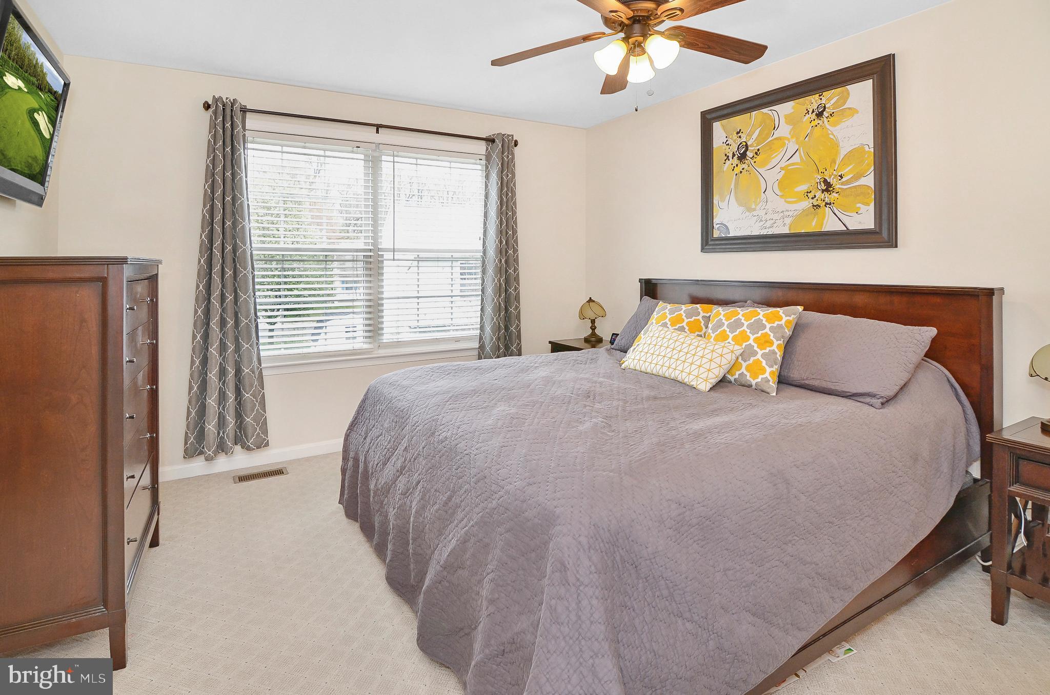 SENECA HARBOR - Residential