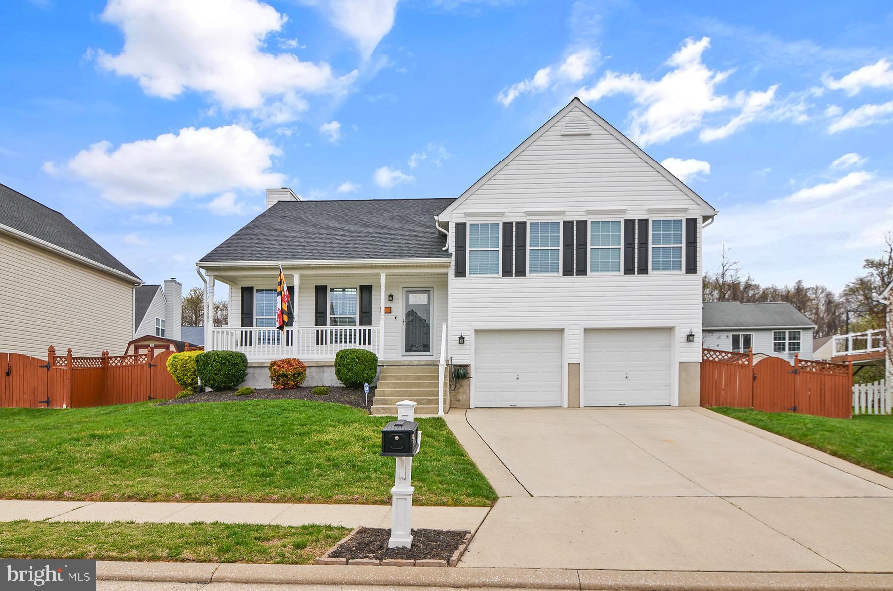 SENECA HARBOR - Residential