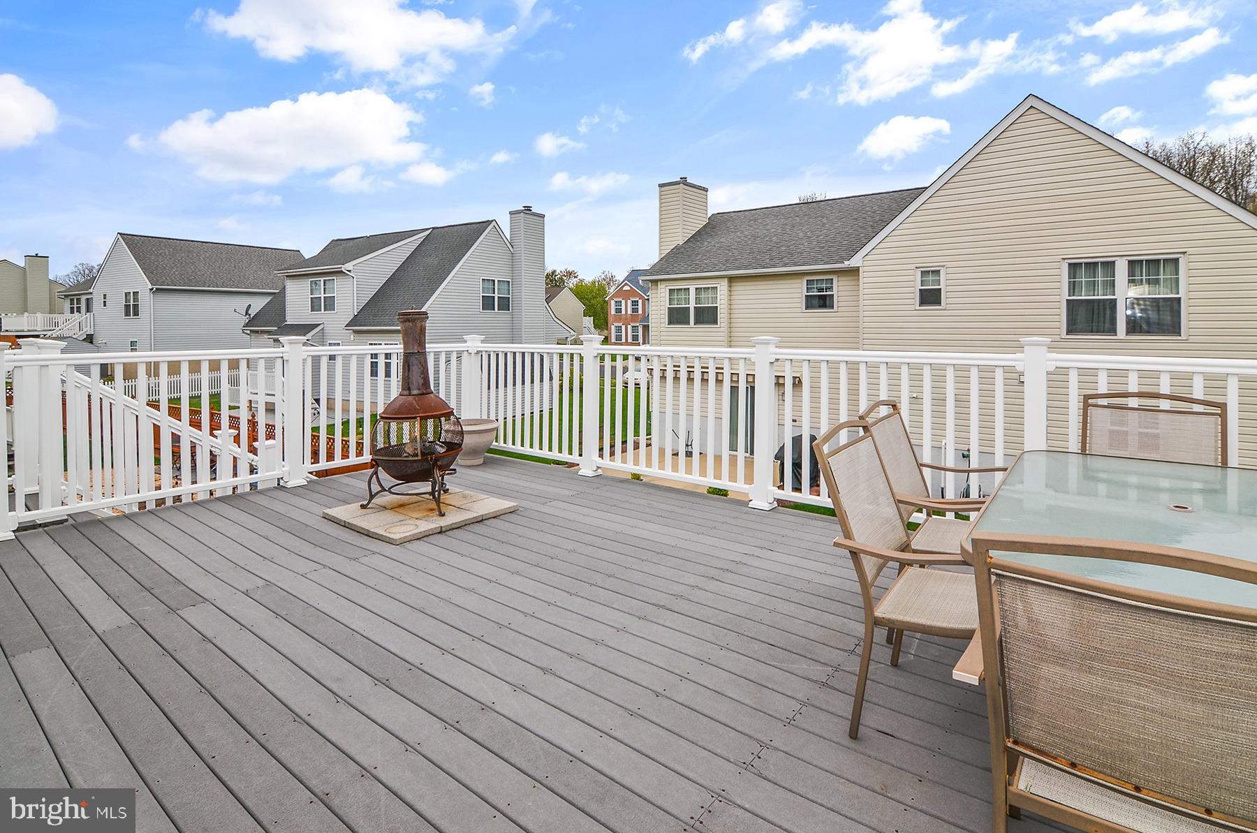 SENECA HARBOR - Residential