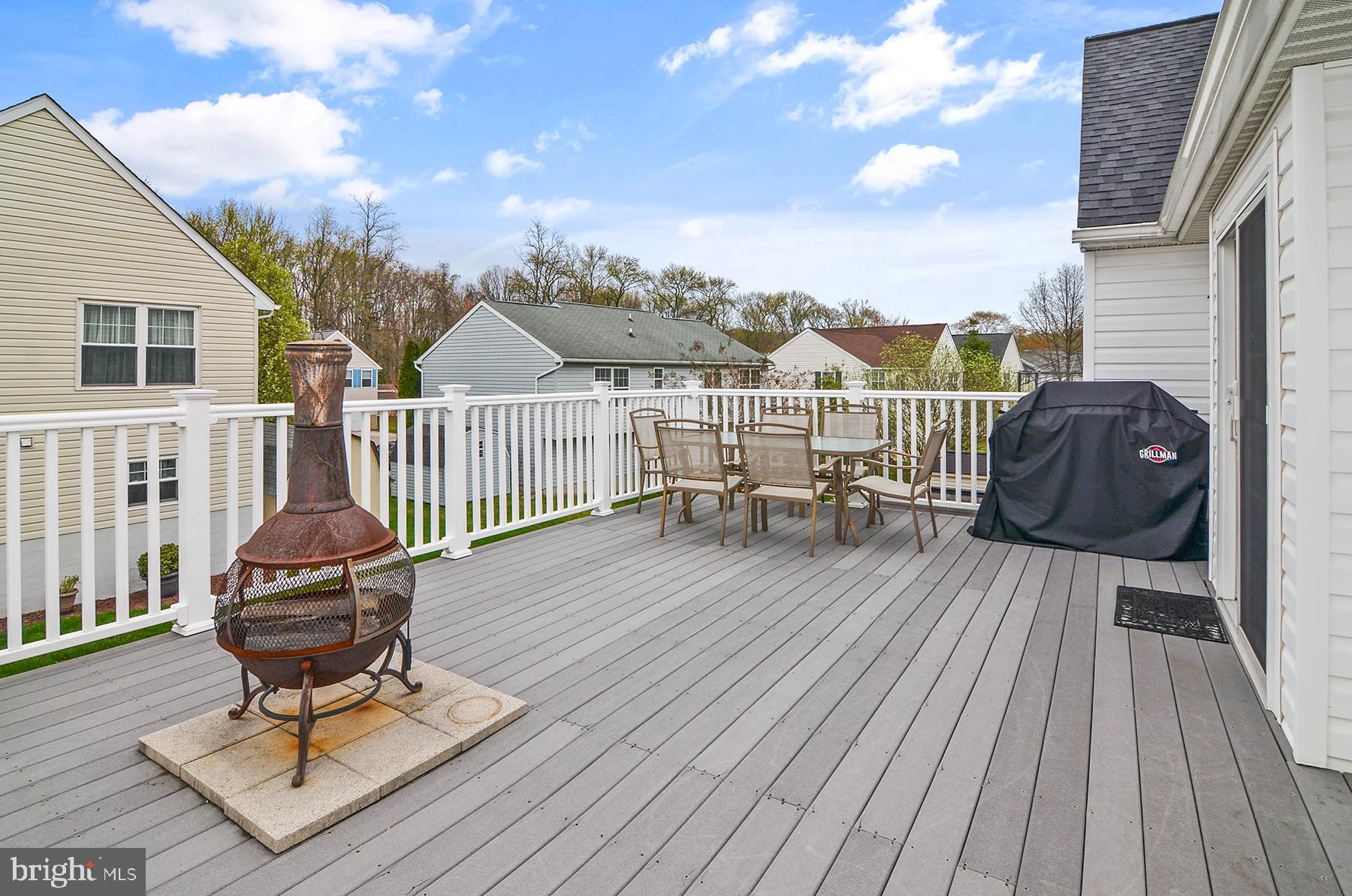 SENECA HARBOR - Residential