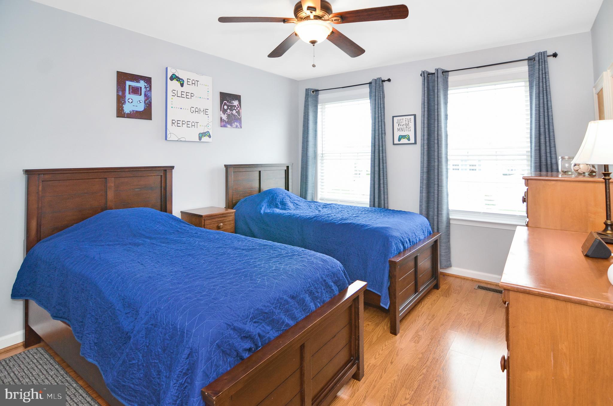 SENECA HARBOR - Residential