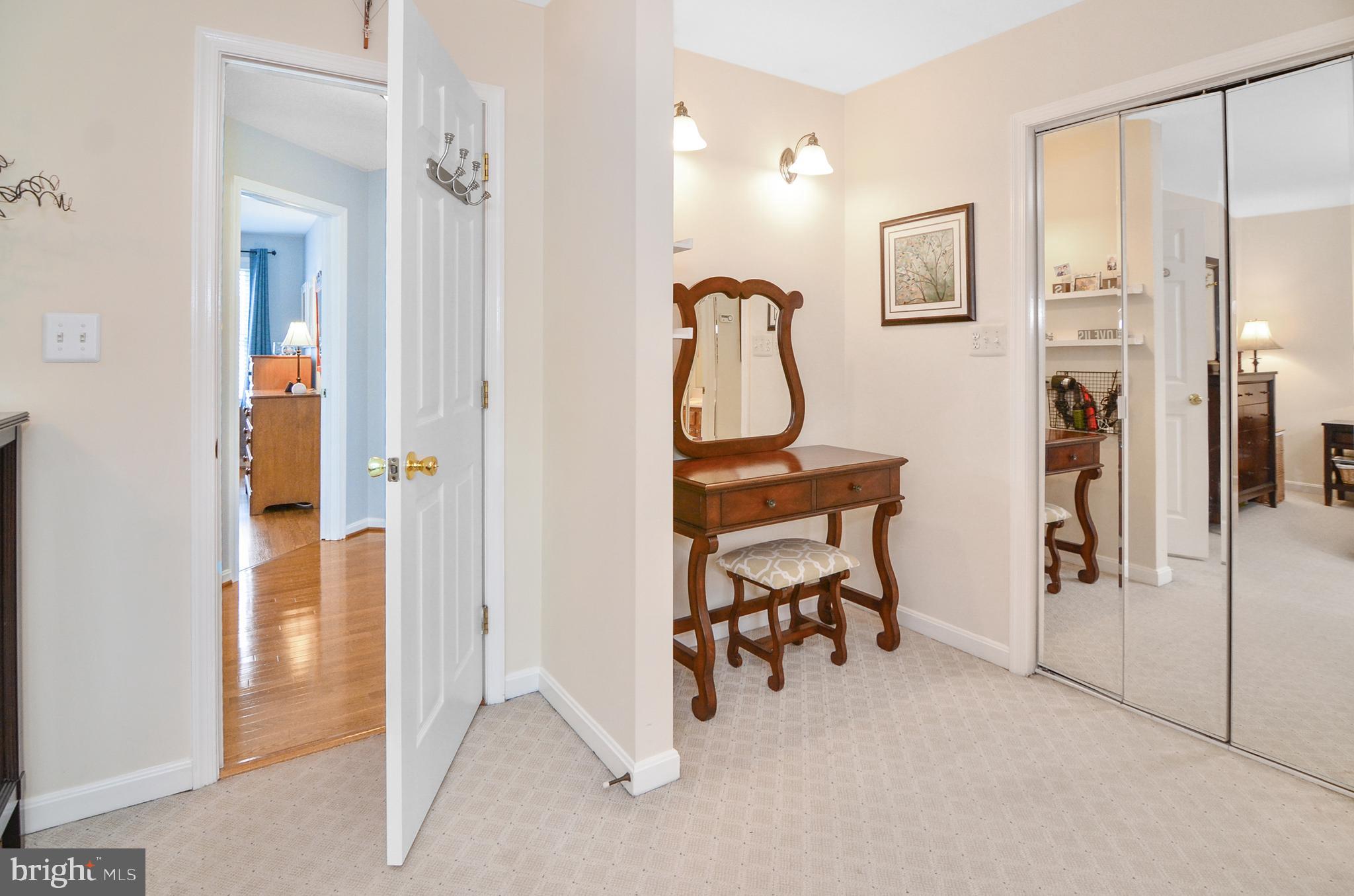 SENECA HARBOR - Residential