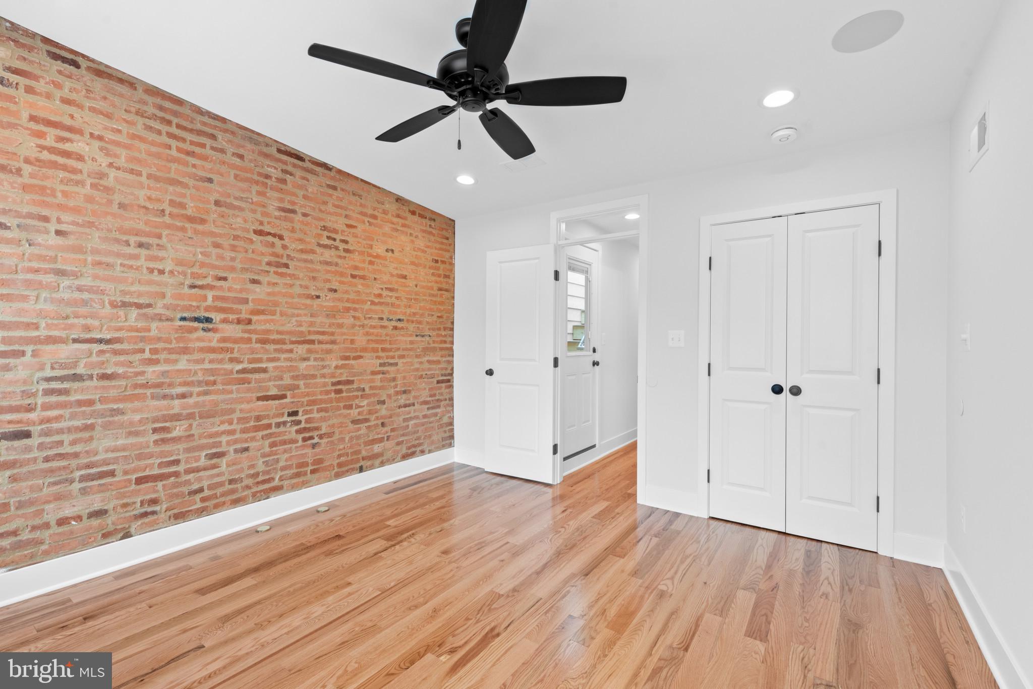 FEDERAL HILL HISTORIC DISTRICT - Residential Lease