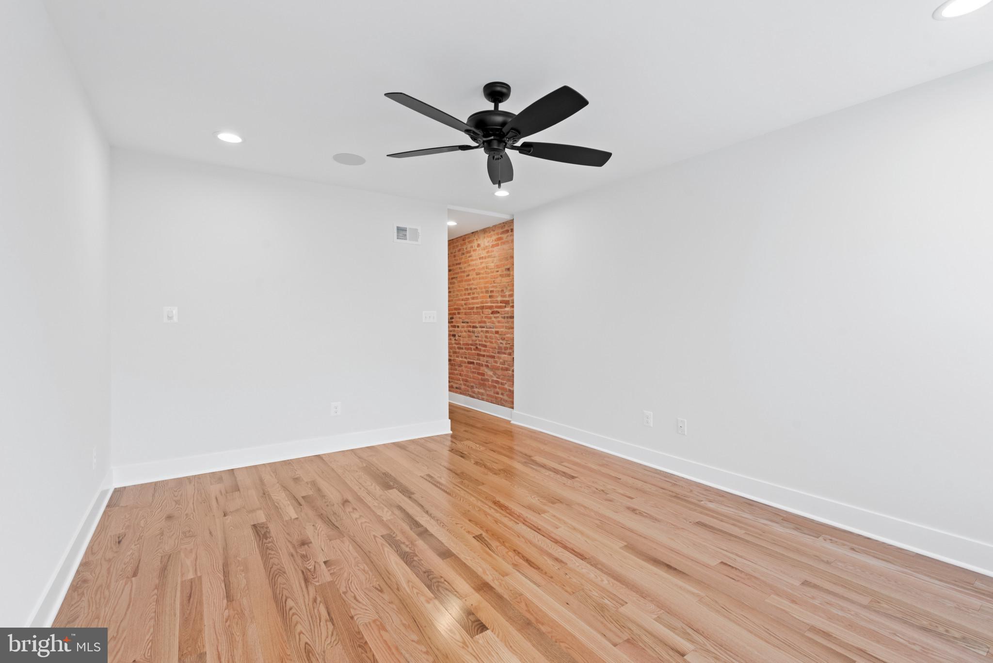 FEDERAL HILL HISTORIC DISTRICT - Residential Lease
