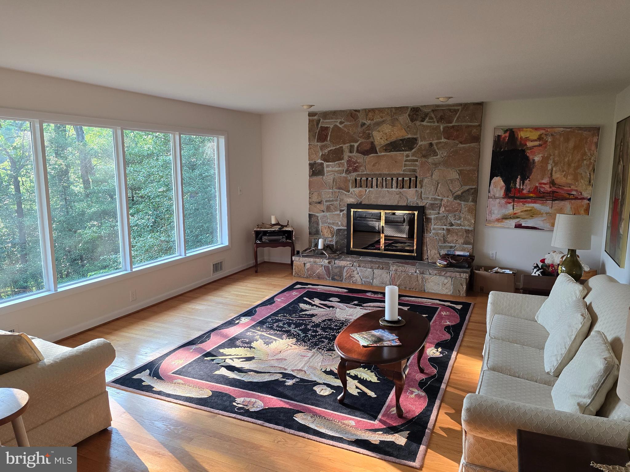 DRUM POINT - Residential